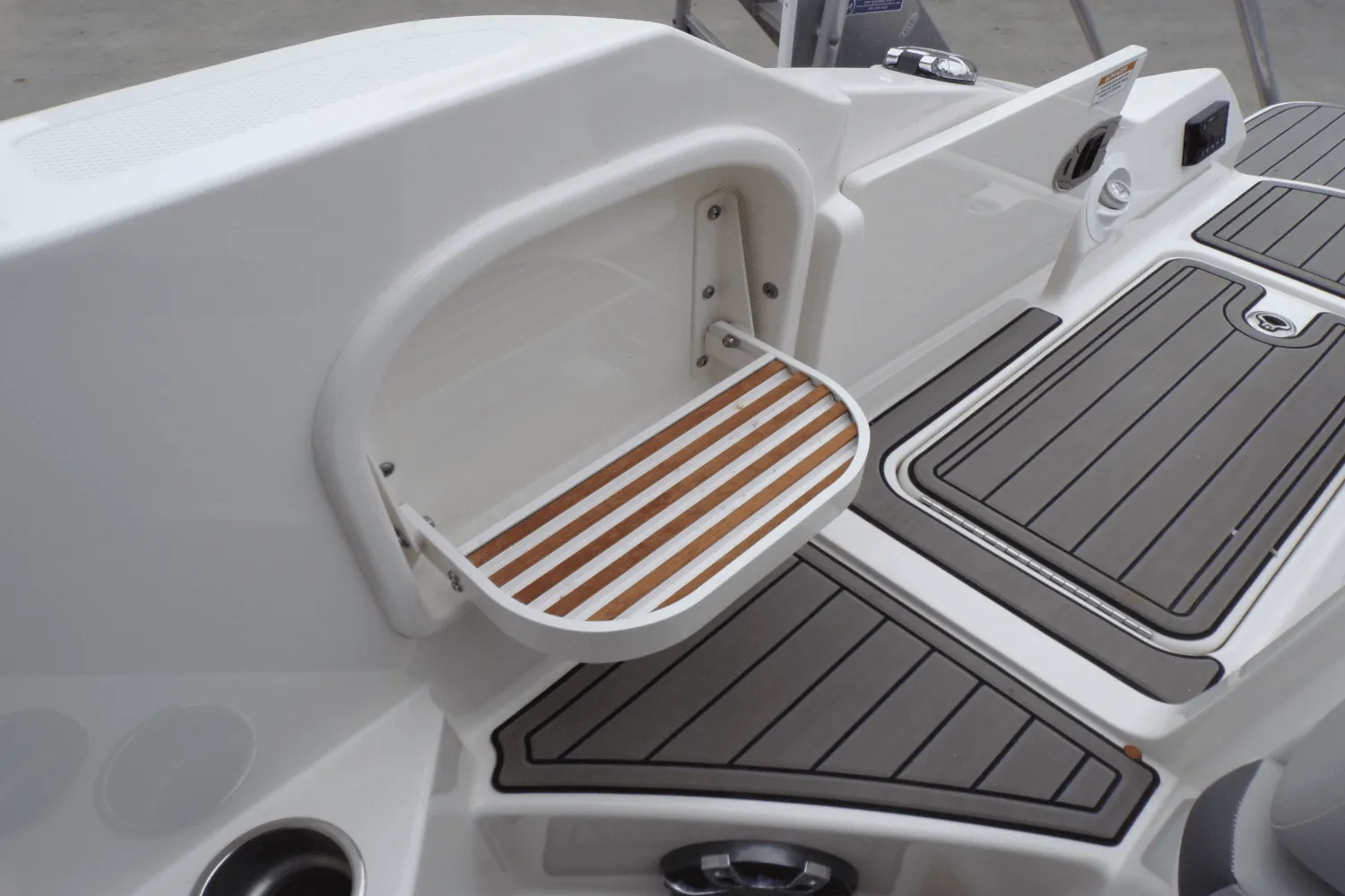 2022 Sea Ray SDX 270 Image Thumbnail #20