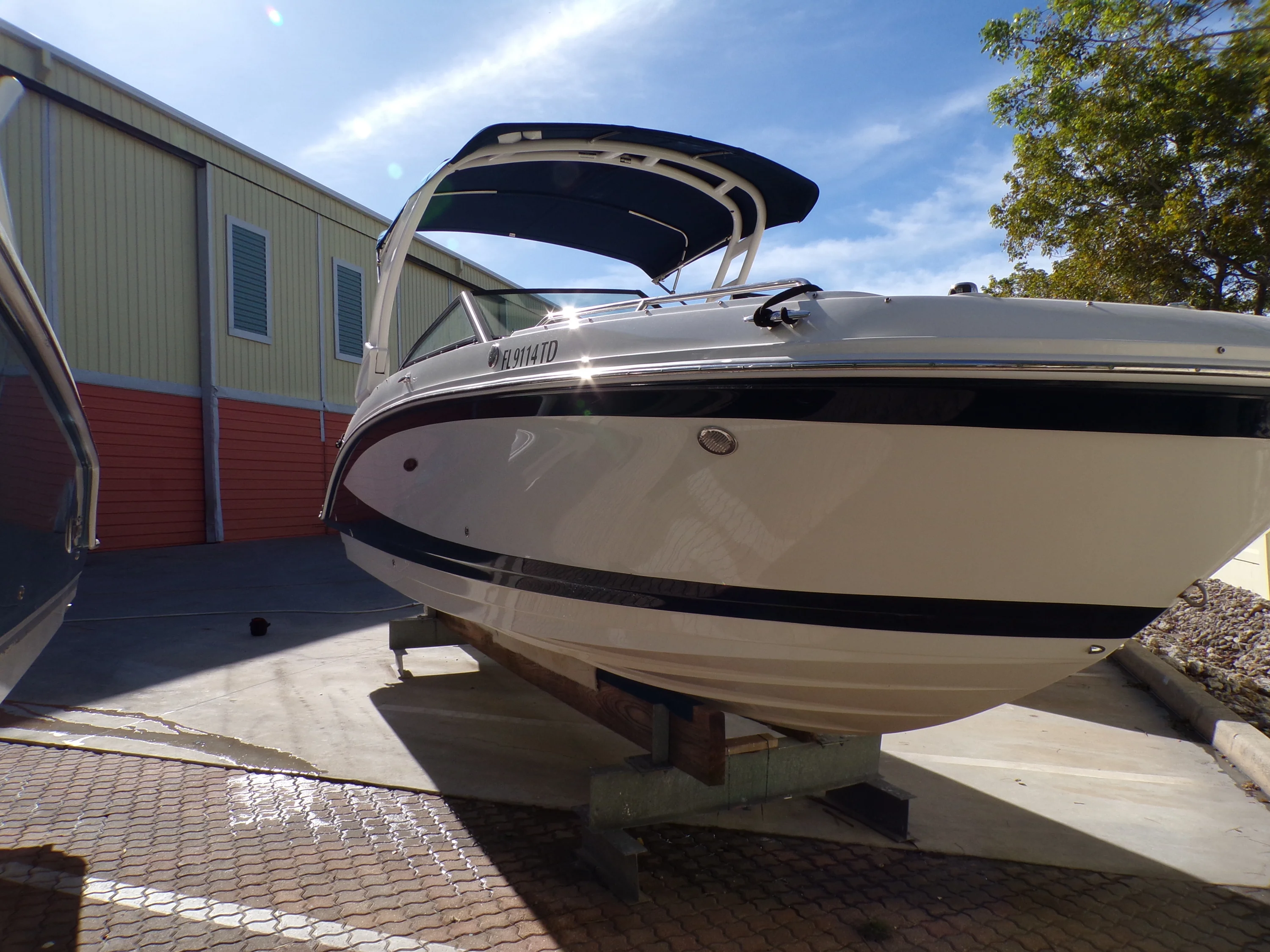 2022 Sea Ray SDX 270 Image Thumbnail #2