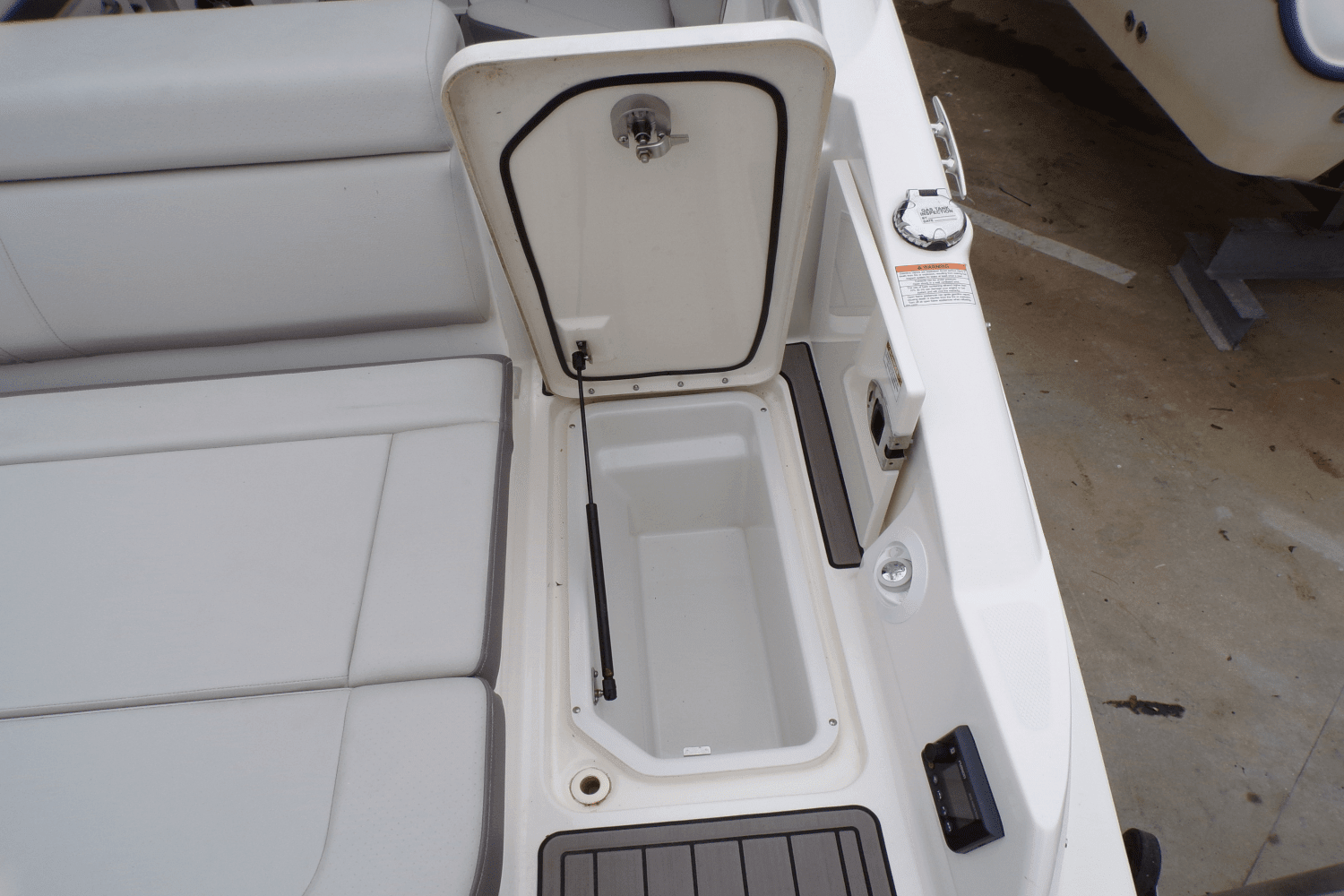 2022 Sea Ray SDX 270 Image Thumbnail #50