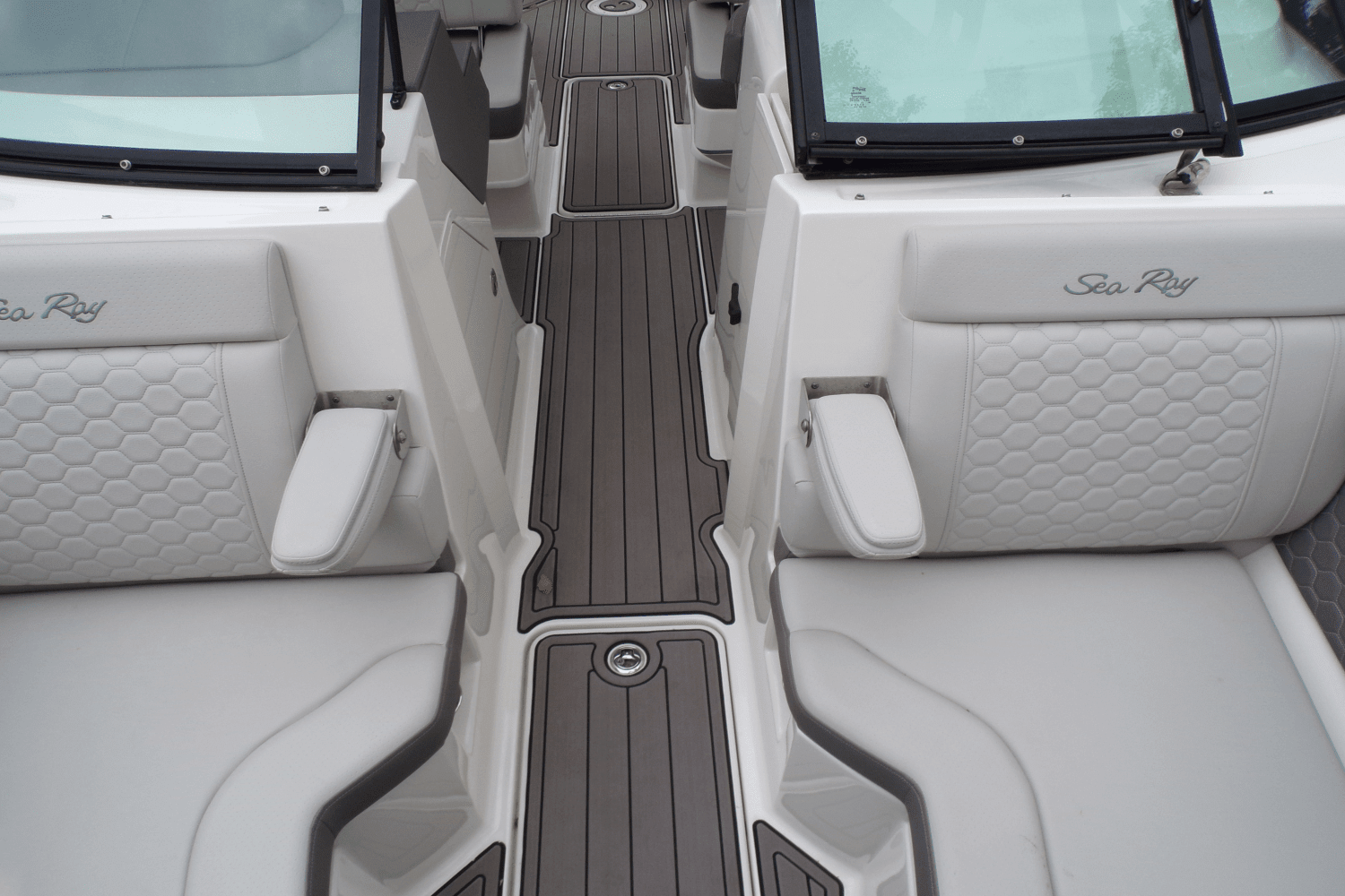 2022 Sea Ray SDX 270 Image Thumbnail #24