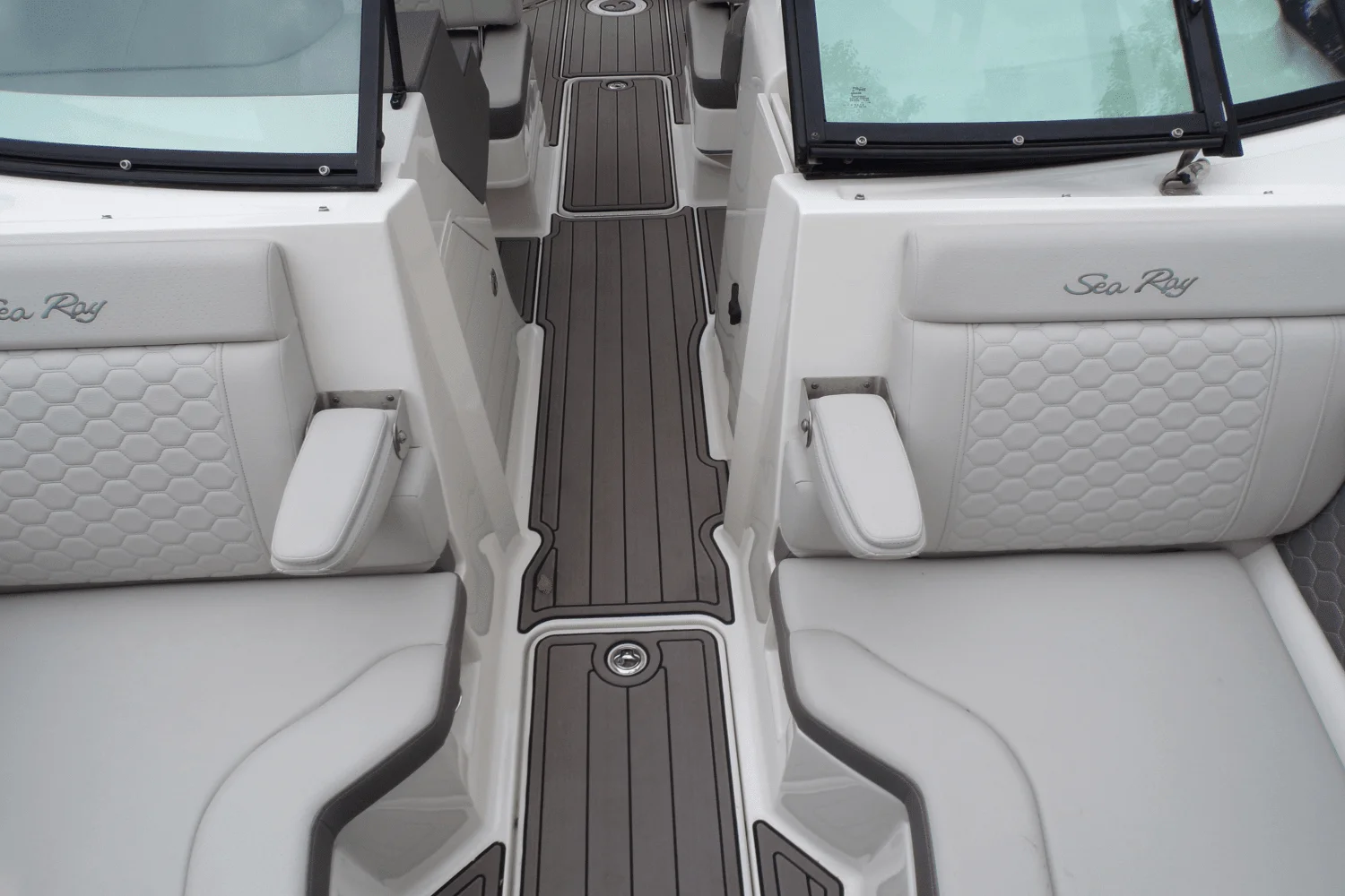 2022 Sea Ray SDX 270 Image Thumbnail #24