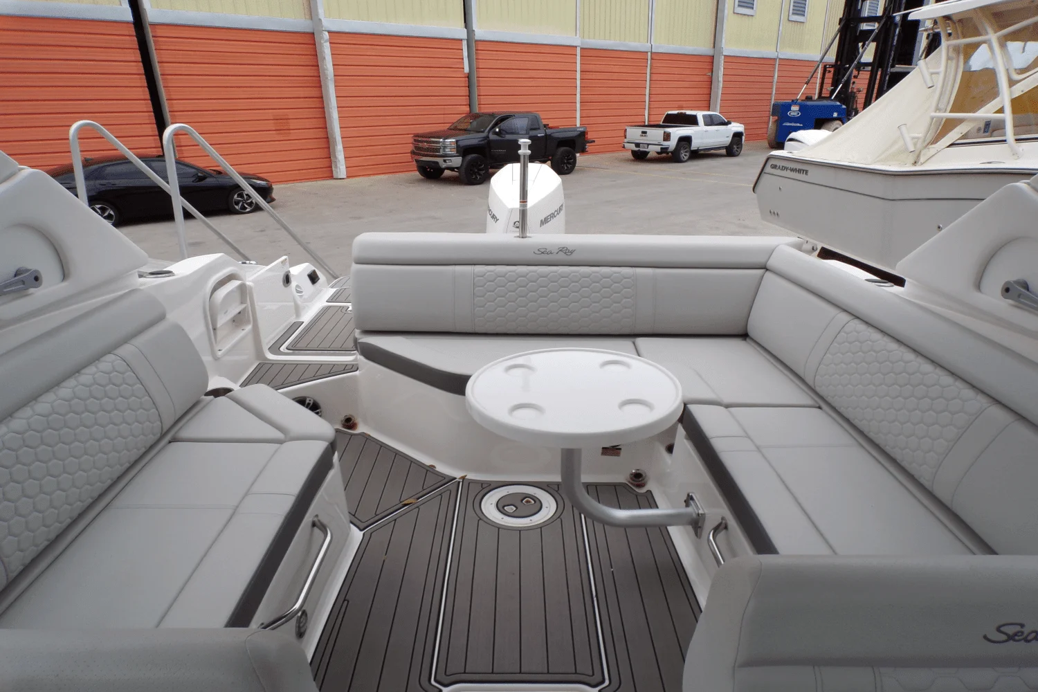 2022 Sea Ray SDX 270 Image Thumbnail #21