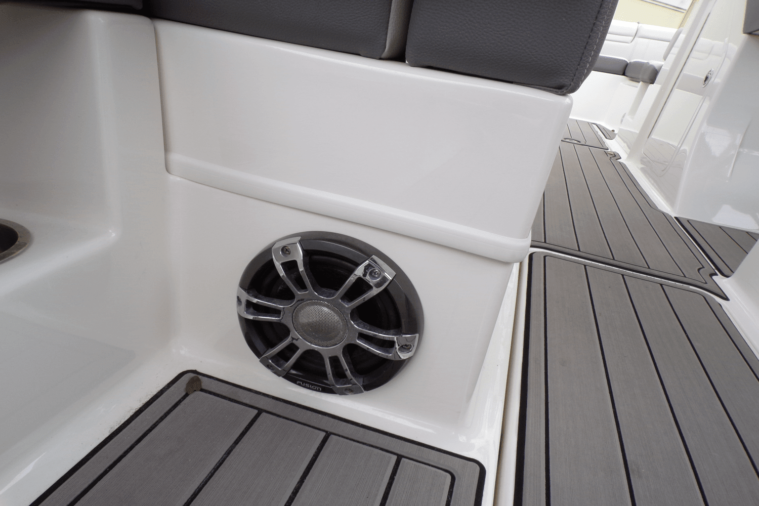 2022 Sea Ray SDX 270 Image Thumbnail #47