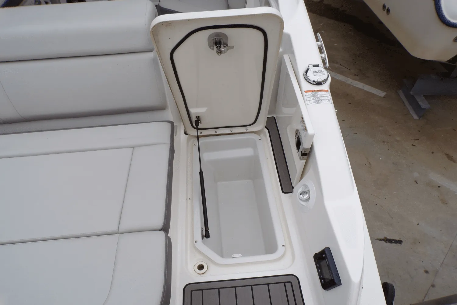 2022 Sea Ray SDX 270 Image Thumbnail #39