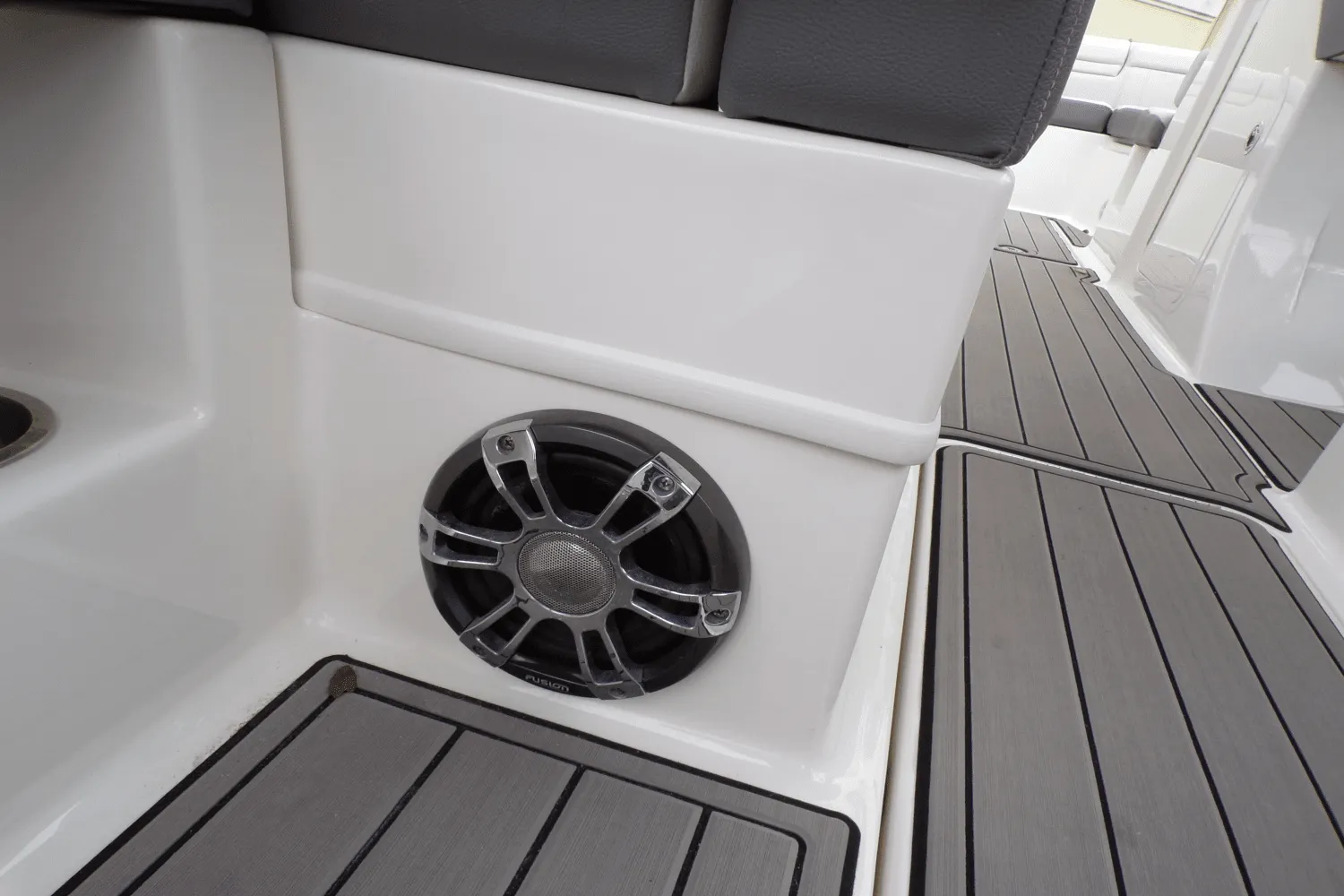 2022 Sea Ray SDX 270 Image Thumbnail #34