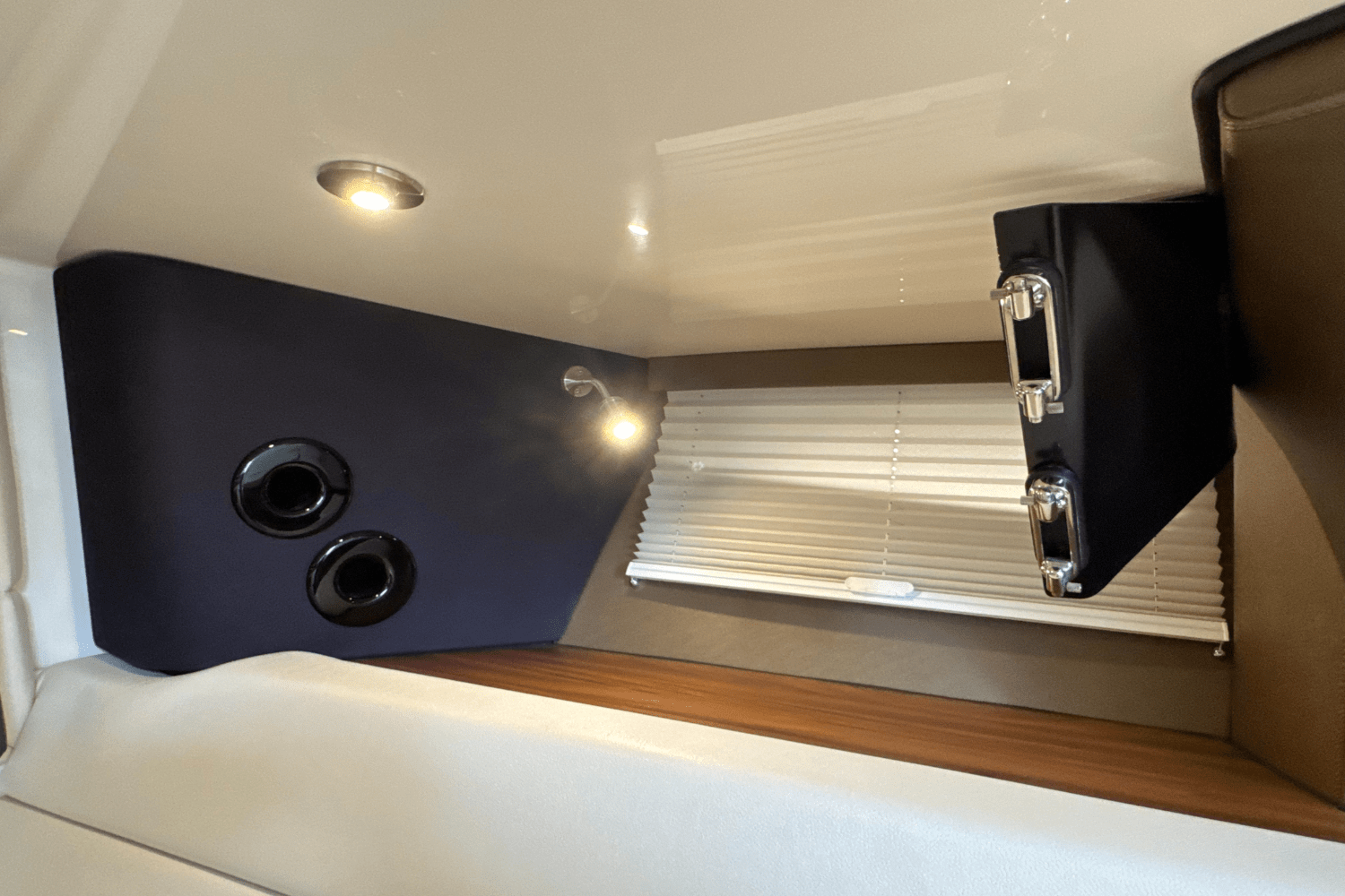 2025 Boston Whaler 420 Outrage Image Thumbnail #89