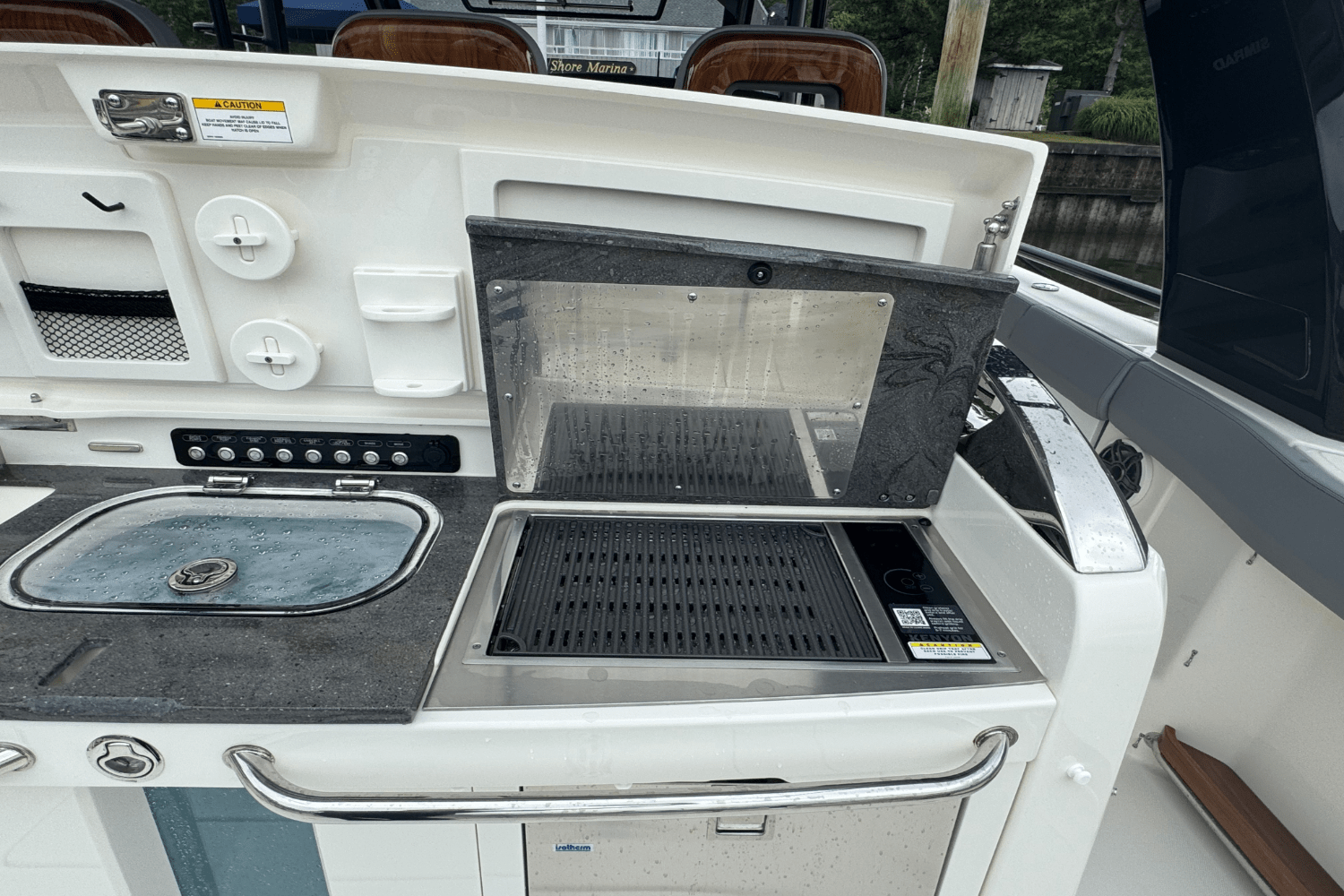 2025 Boston Whaler 420 Outrage Image Thumbnail #28