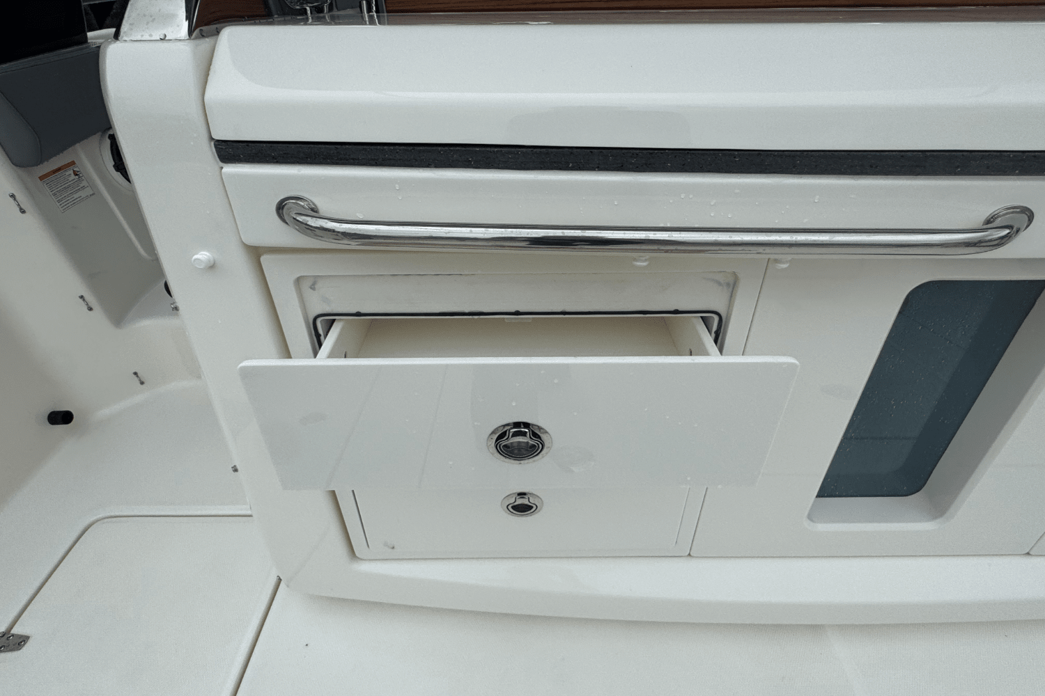 2025 Boston Whaler 420 Outrage Image Thumbnail #26