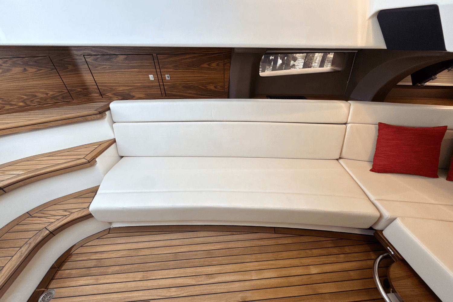 2025 Boston Whaler 420 Outrage Image Thumbnail #71