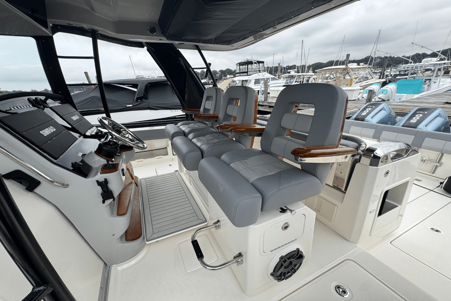 2025 Boston Whaler 420 Outrage Image Thumbnail #45