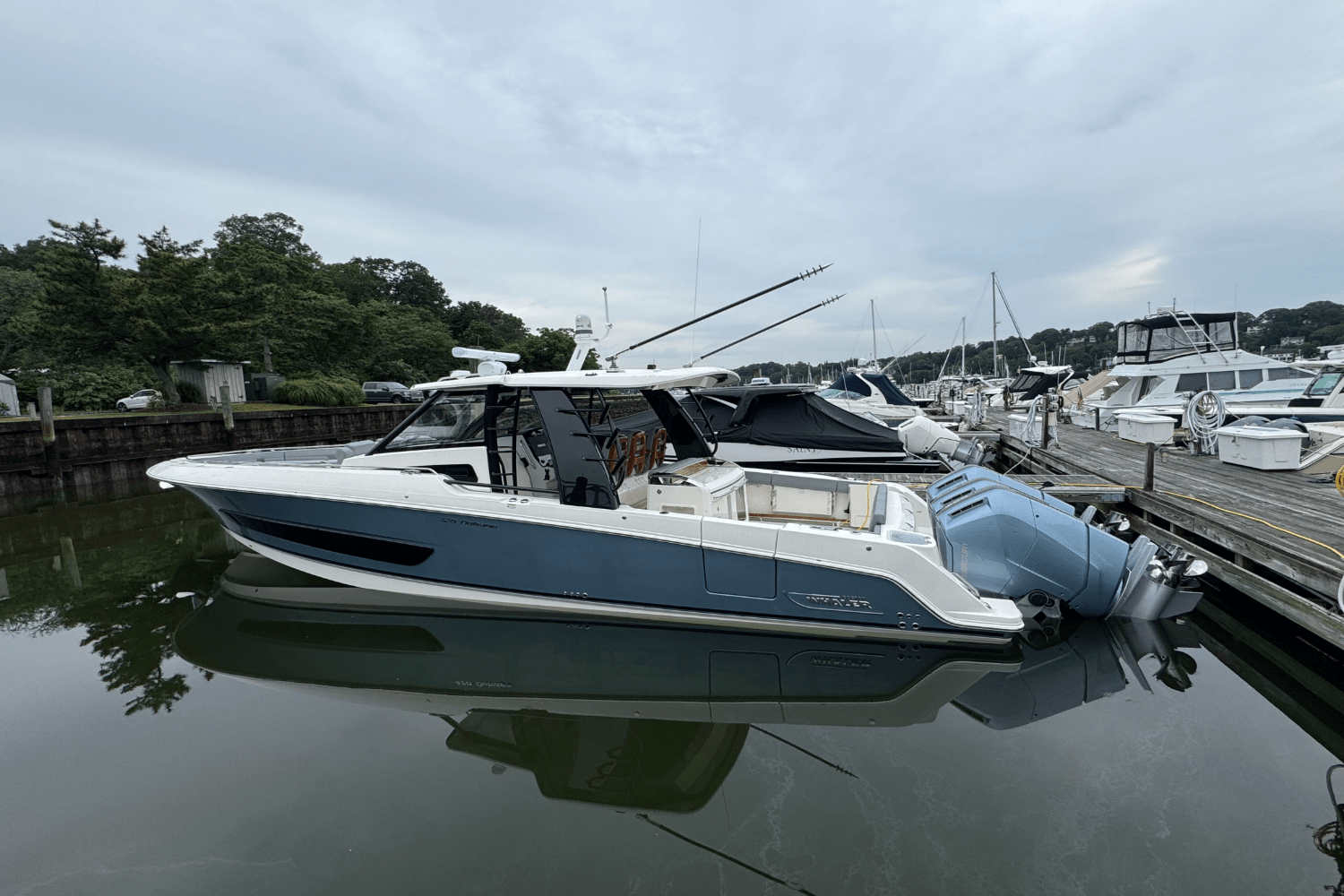 2025 Boston Whaler 420 Outrage Image Thumbnail #1