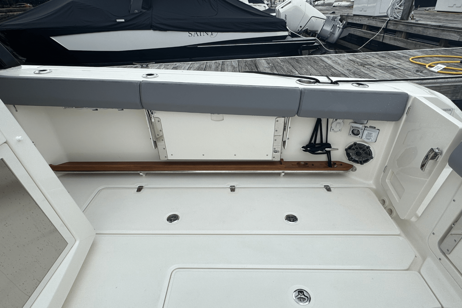 2025 Boston Whaler 420 Outrage Image Thumbnail #15