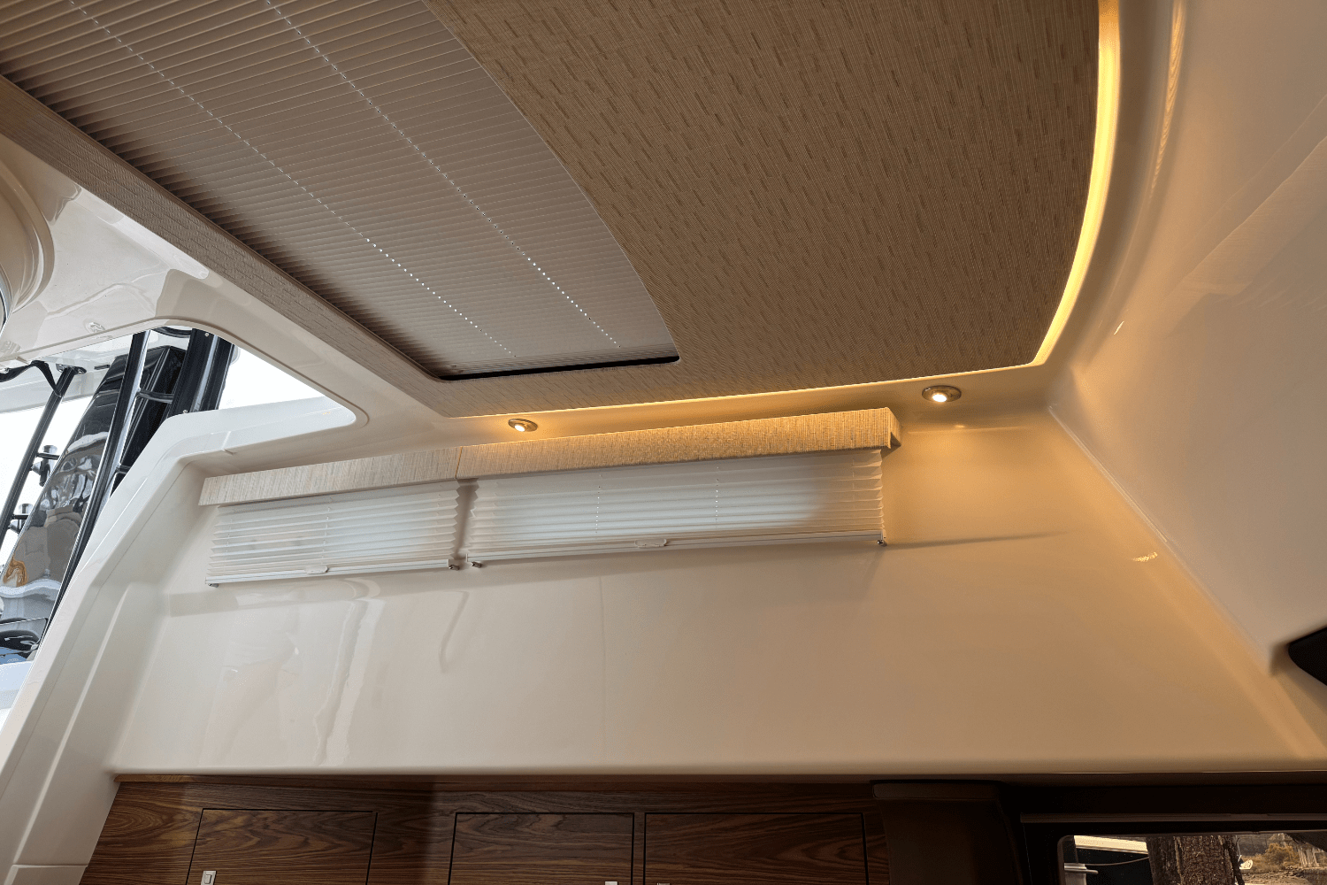 2025 Boston Whaler 420 Outrage Image Thumbnail #97