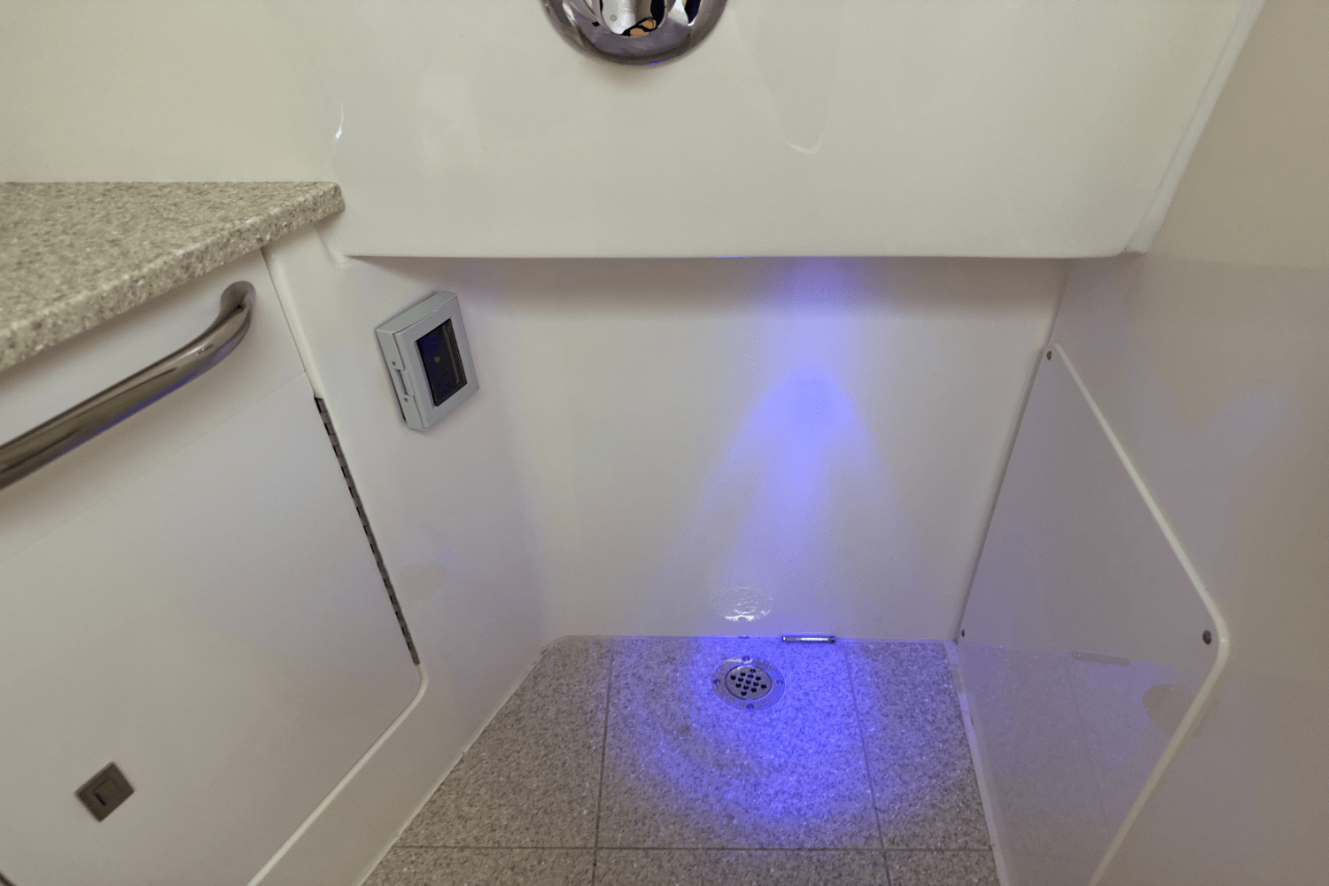 2025 Boston Whaler 420 Outrage Image Thumbnail #87