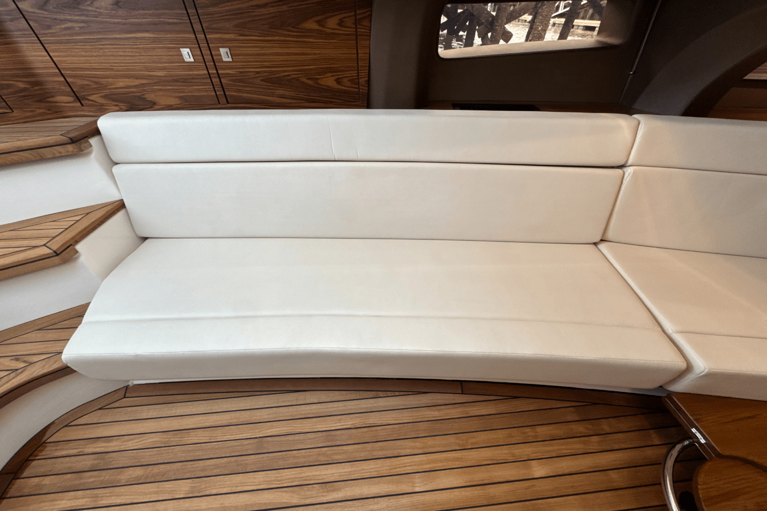 2025 Boston Whaler 420 Outrage Image Thumbnail #72