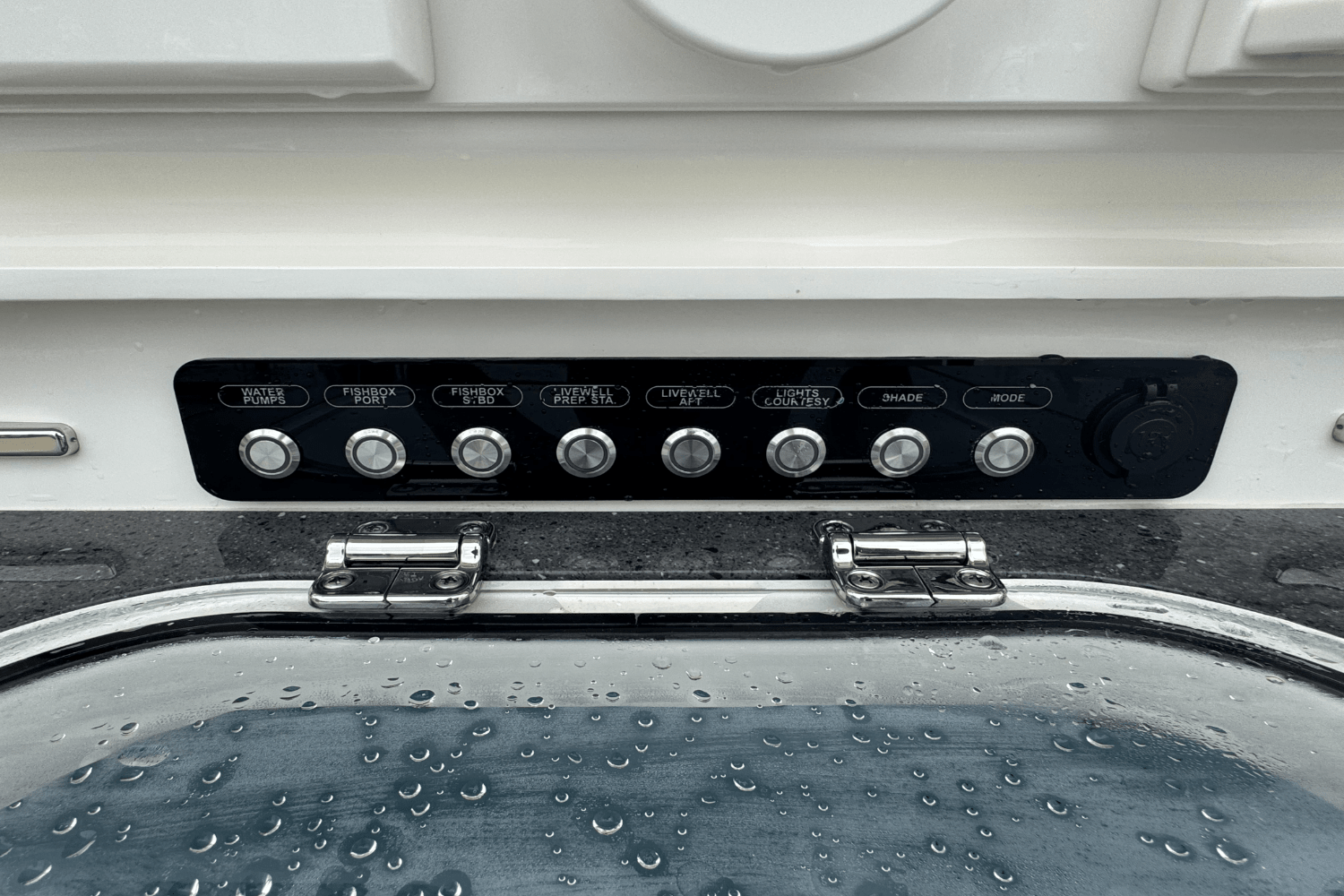 2025 Boston Whaler 420 Outrage Image Thumbnail #29