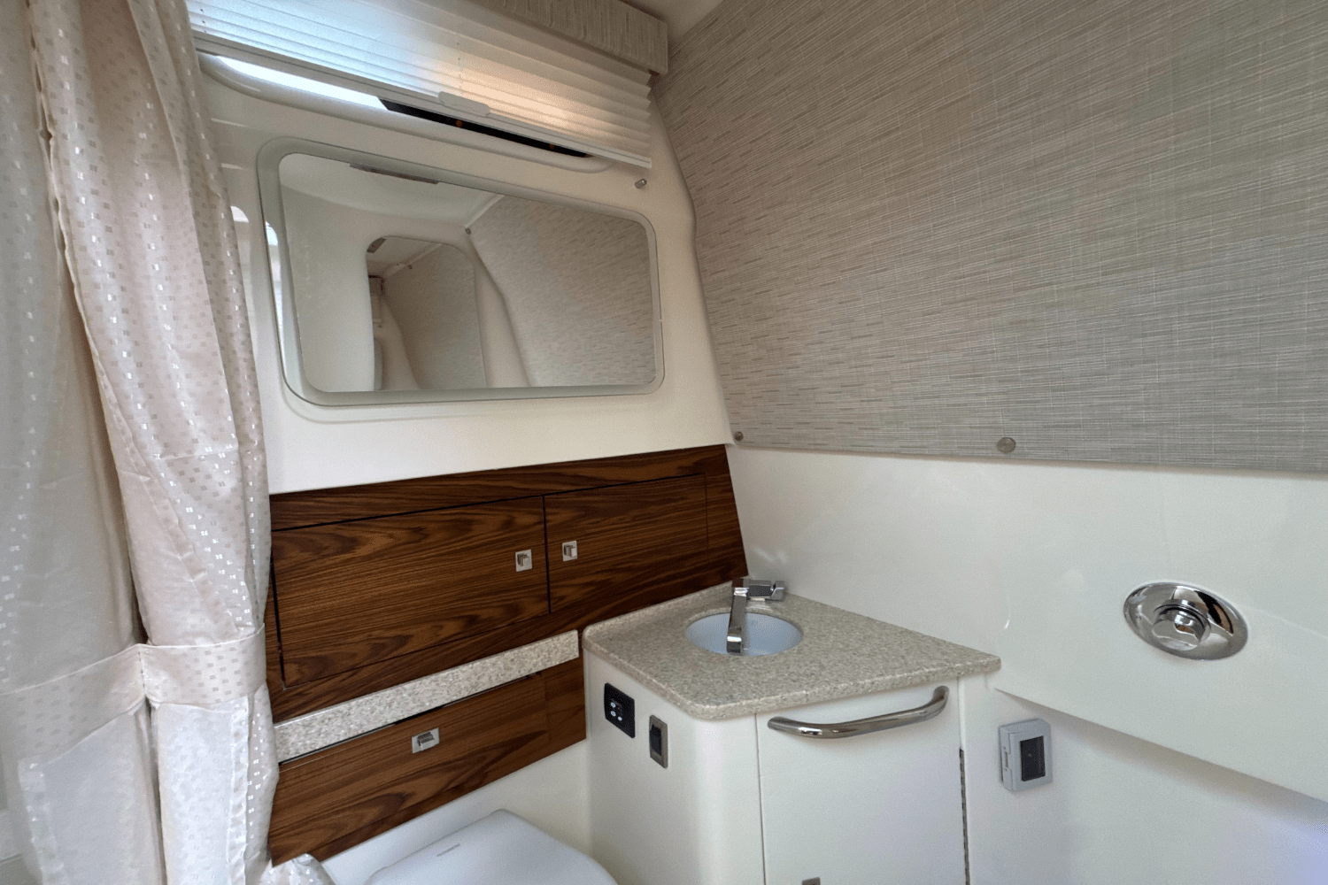 2025 Boston Whaler 420 Outrage Image Thumbnail #83