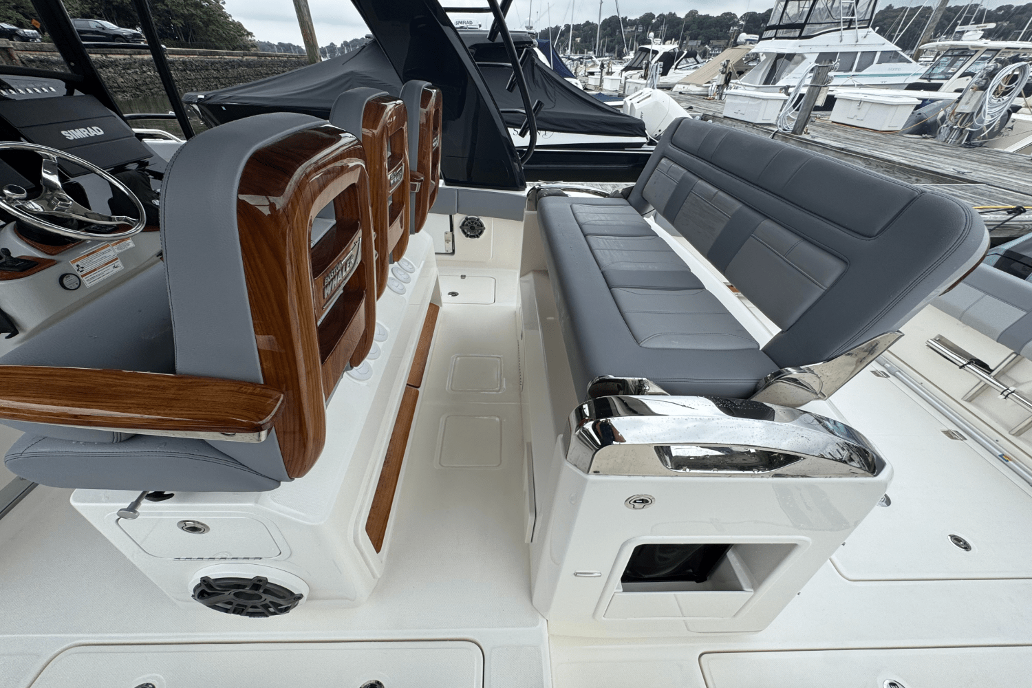 2025 Boston Whaler 420 Outrage Image Thumbnail #37