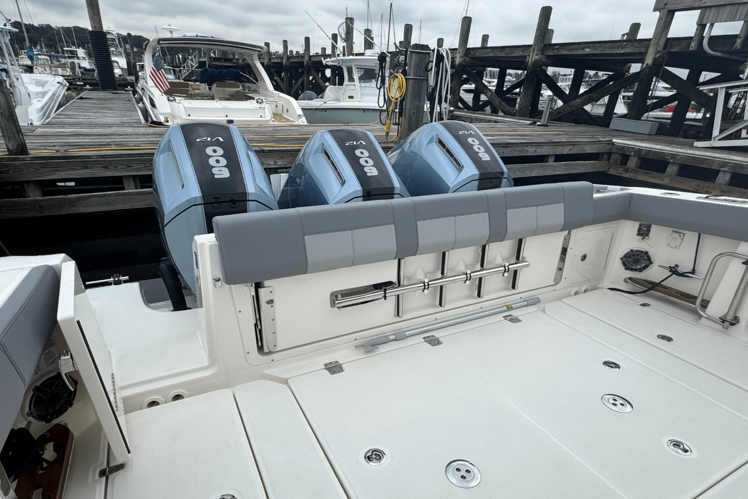 2025 Boston Whaler 420 Outrage Image Thumbnail #14