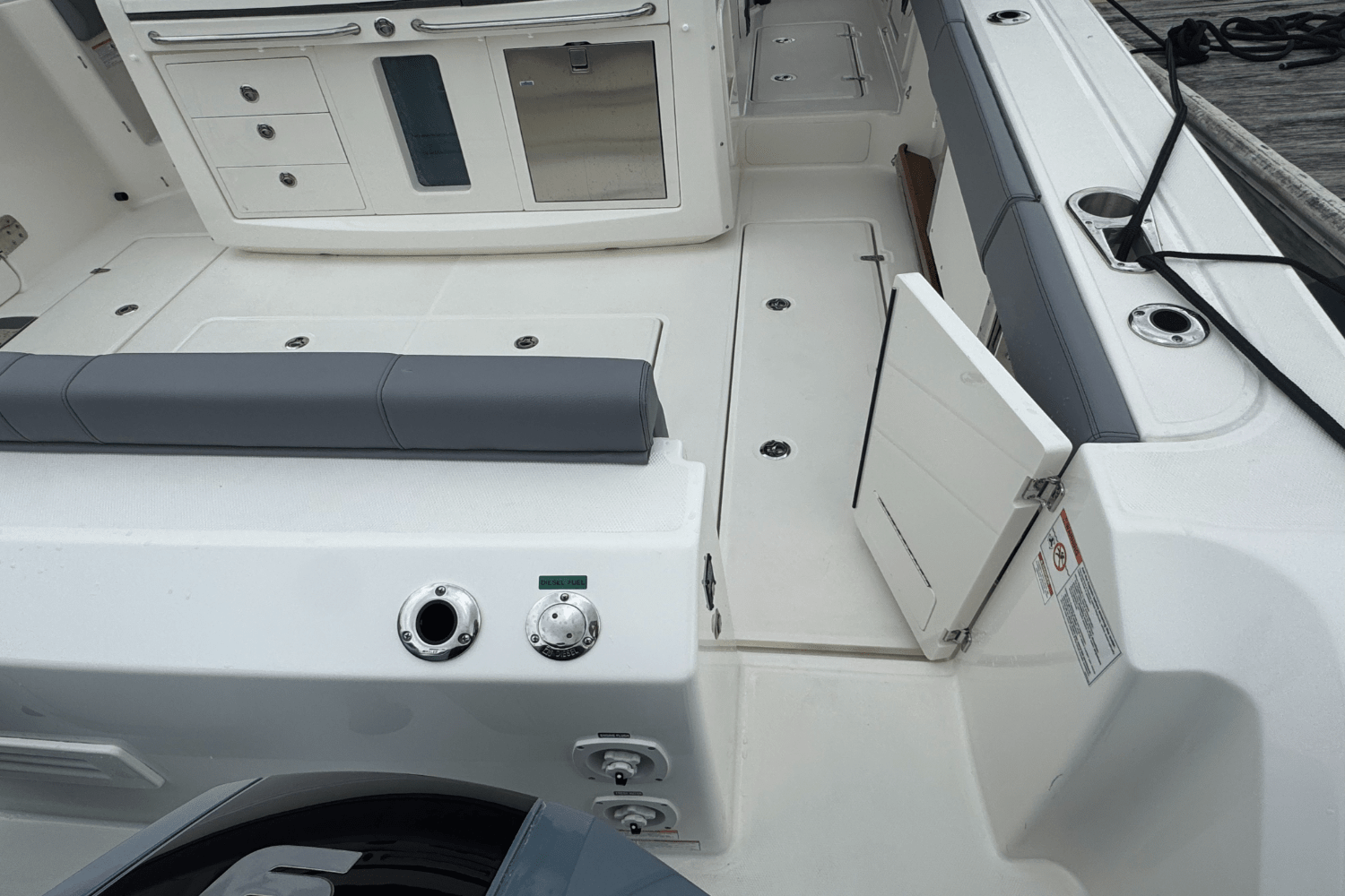 2025 Boston Whaler 420 Outrage Image Thumbnail #12