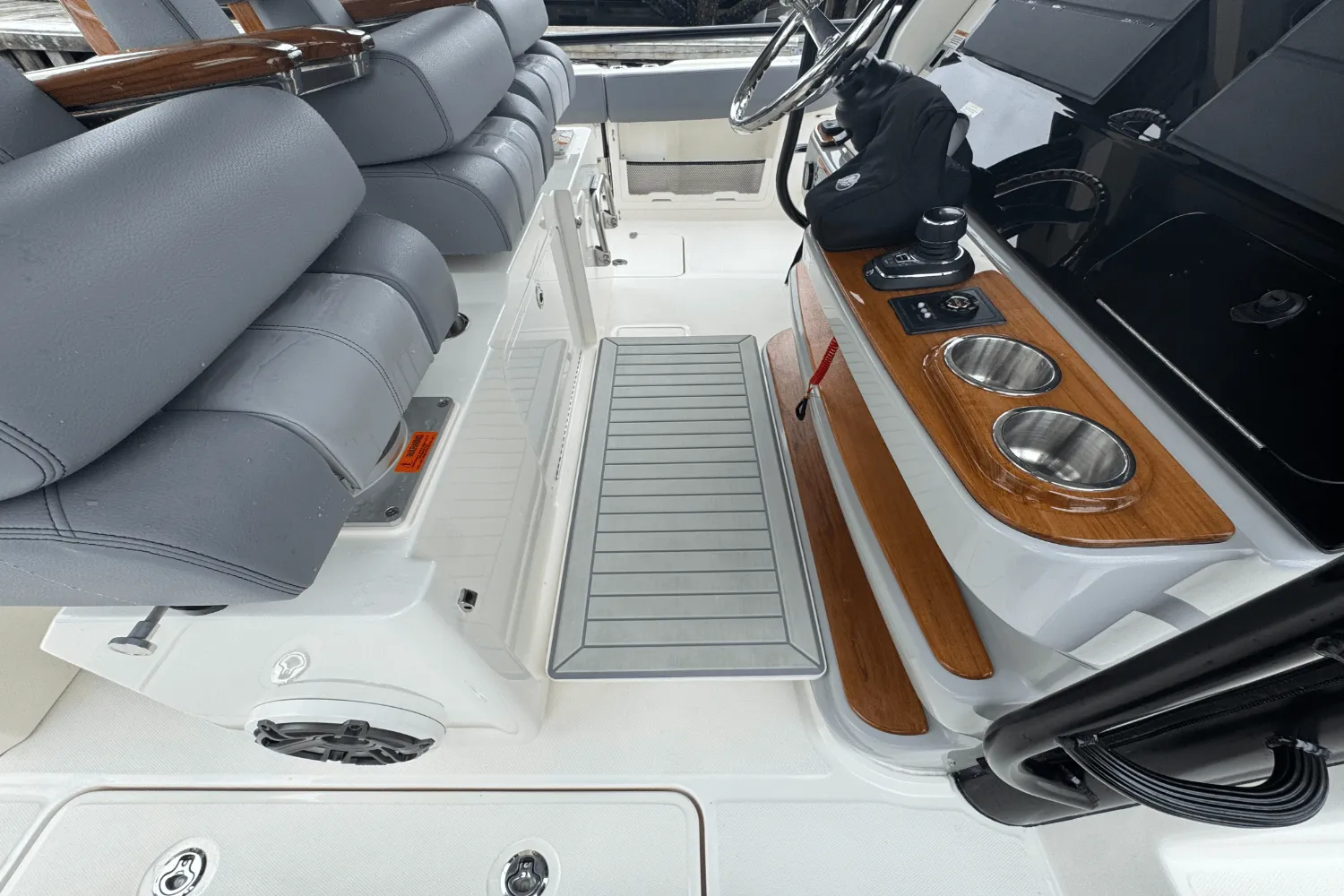 2025 Boston Whaler 420 Outrage Image Thumbnail #48