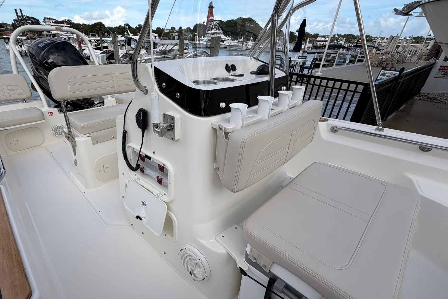 2026 Boston Whaler 170 Montauk Image Thumbnail #6