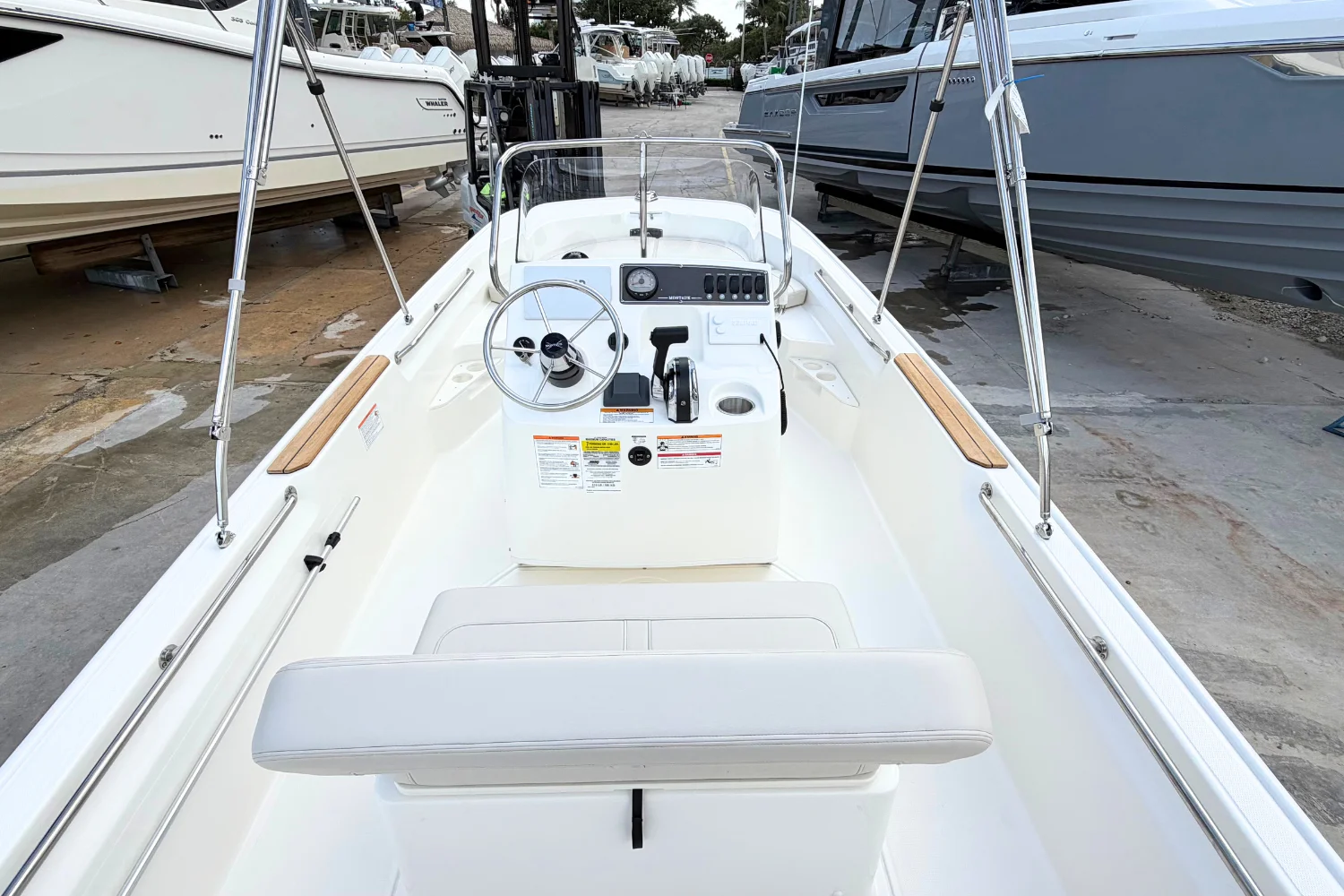 2026 Boston Whaler 170 Montauk Image Thumbnail #3