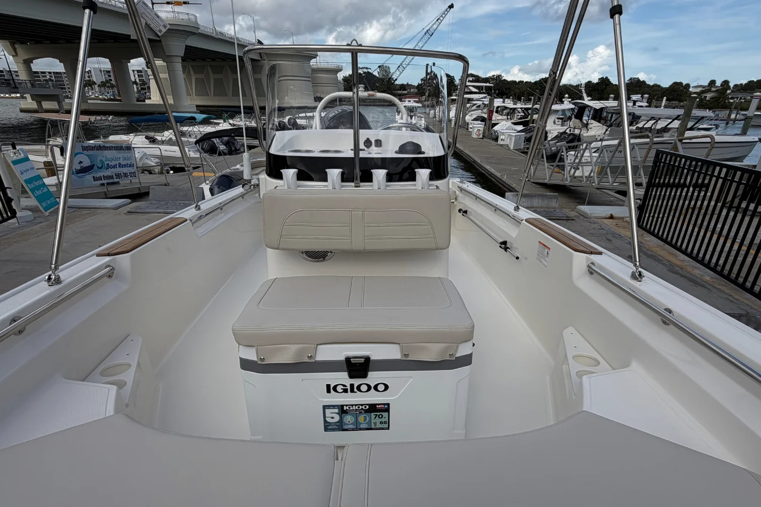 2026 Boston Whaler 170 Montauk Image Thumbnail #8