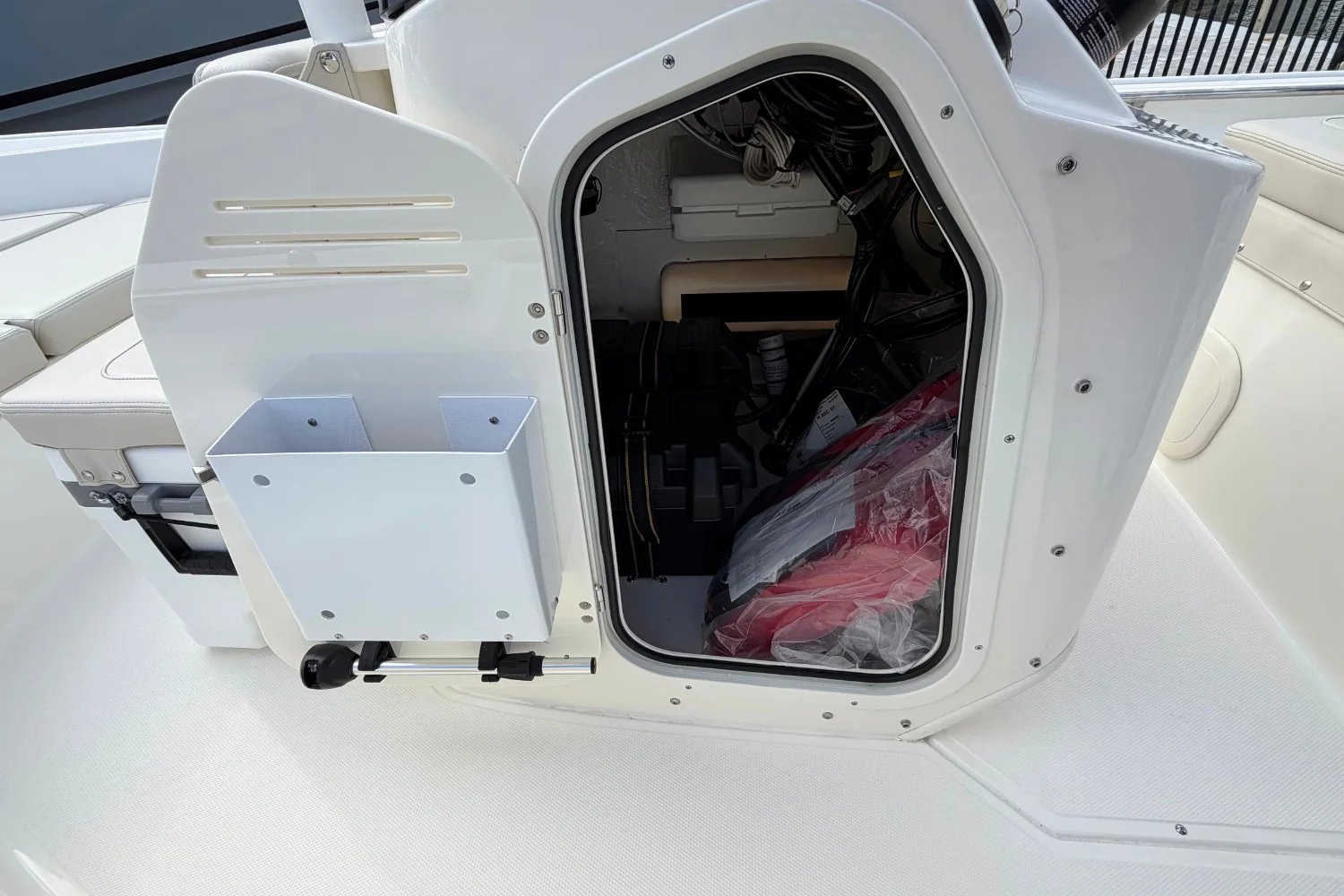 2026 Boston Whaler 170 Montauk Image Thumbnail #11