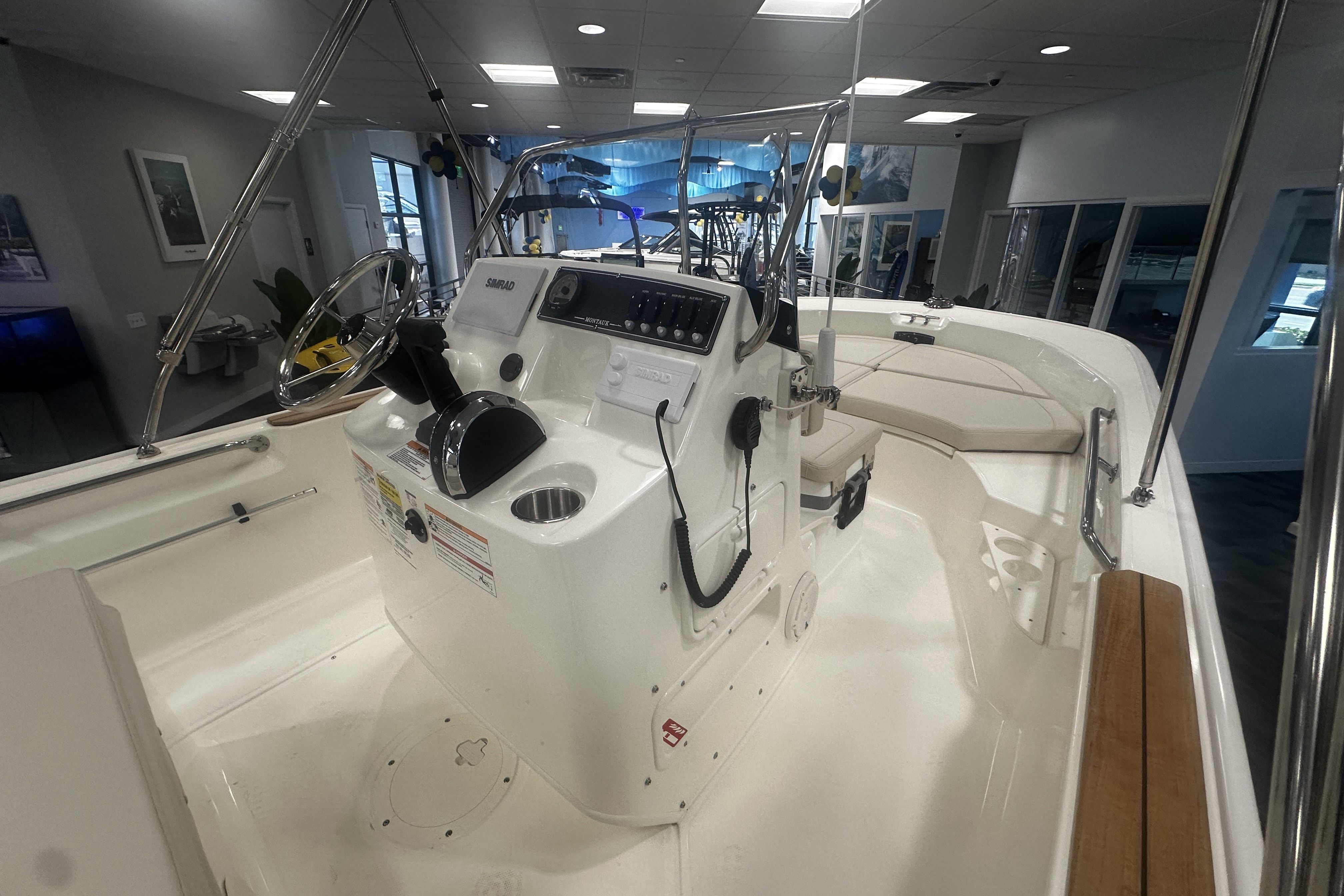 2026 Boston Whaler 170 Montauk Image Thumbnail #14