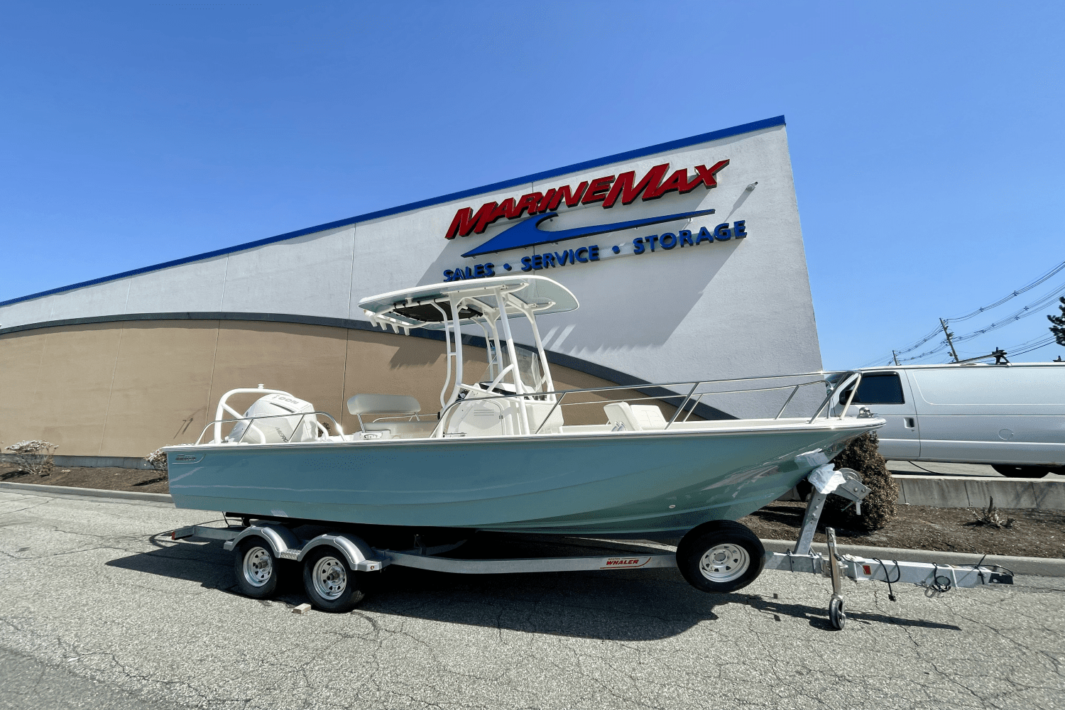 2025 Boston Whaler 210 Montauk Image Thumbnail #1