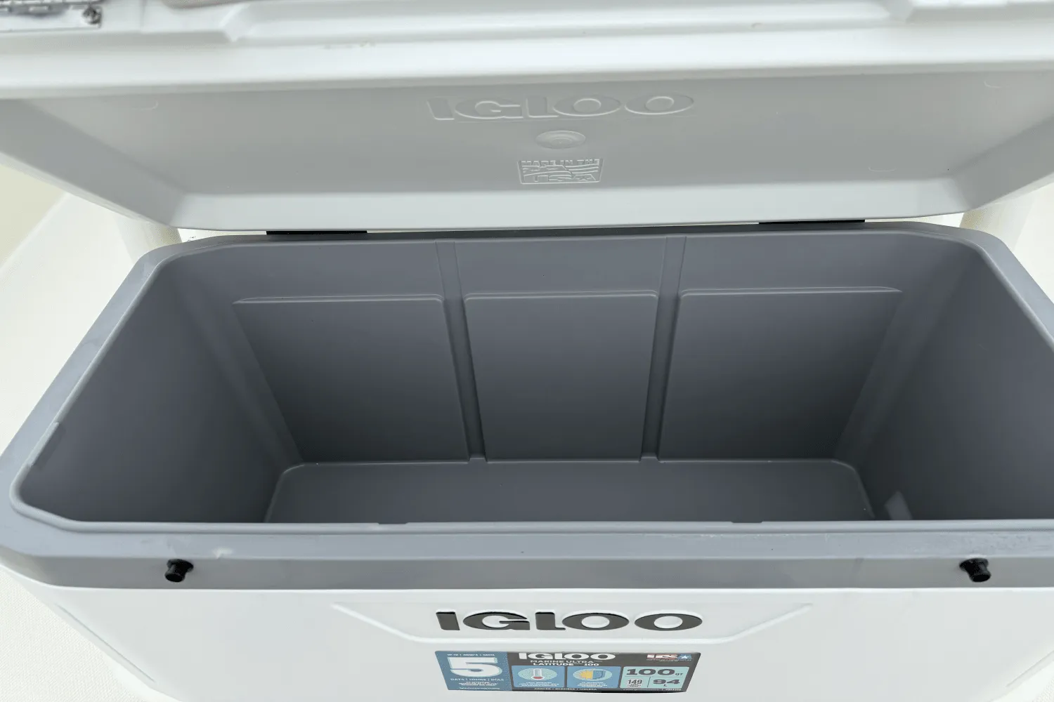 2025 Boston Whaler 210 Montauk Image Thumbnail #16