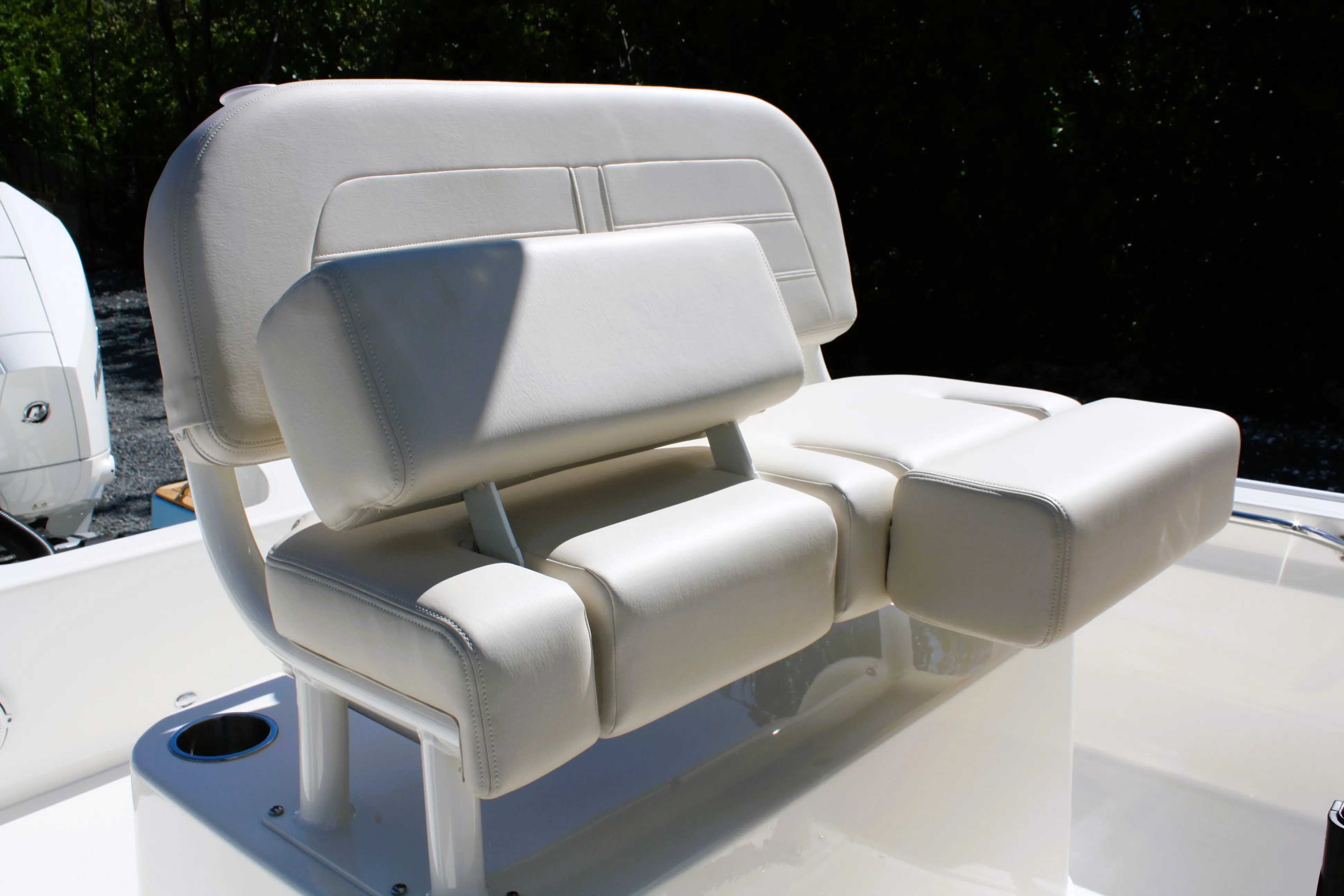 2026 Boston Whaler 210 Montauk Image Thumbnail #16