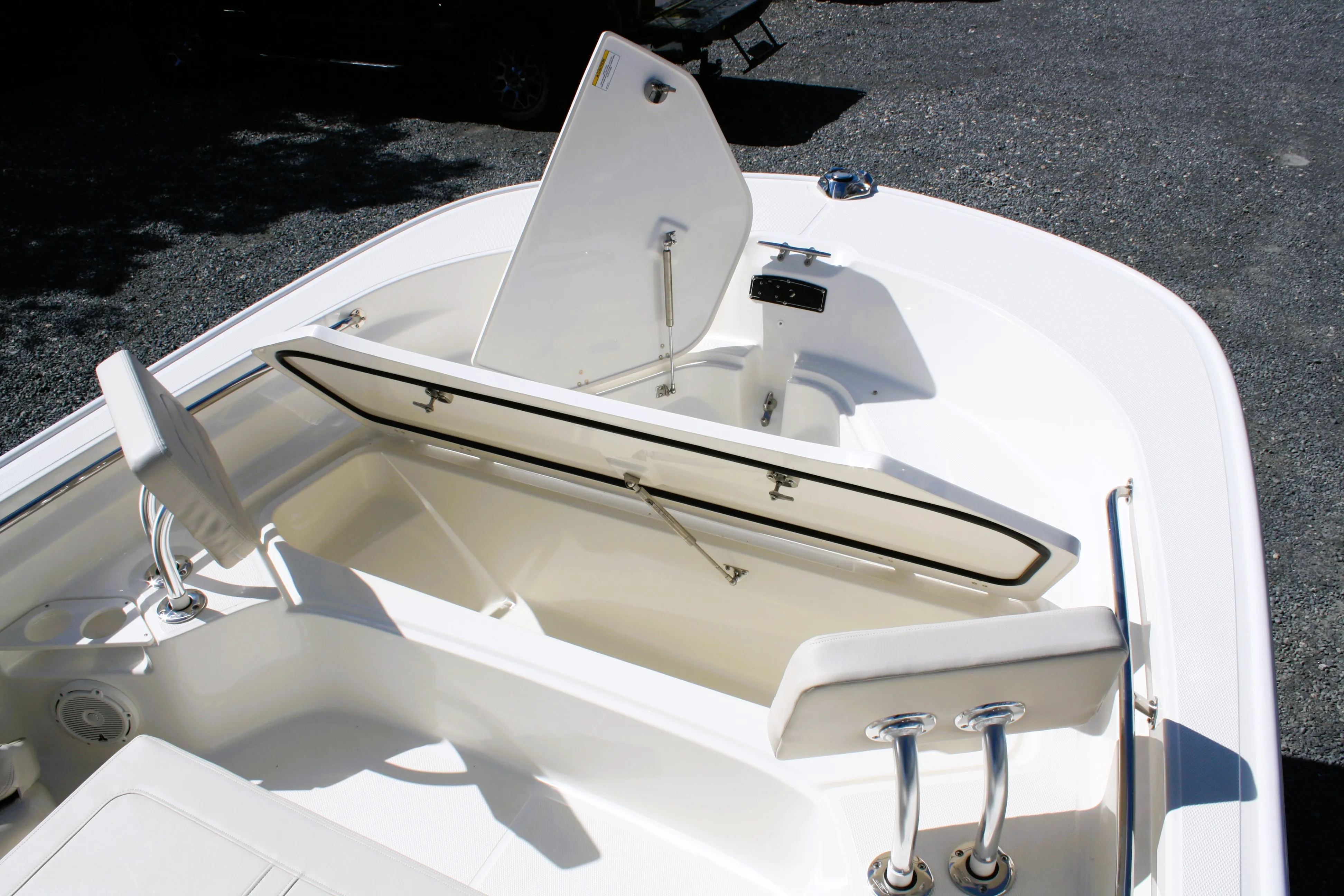 2026 Boston Whaler 210 Montauk Image Thumbnail #30