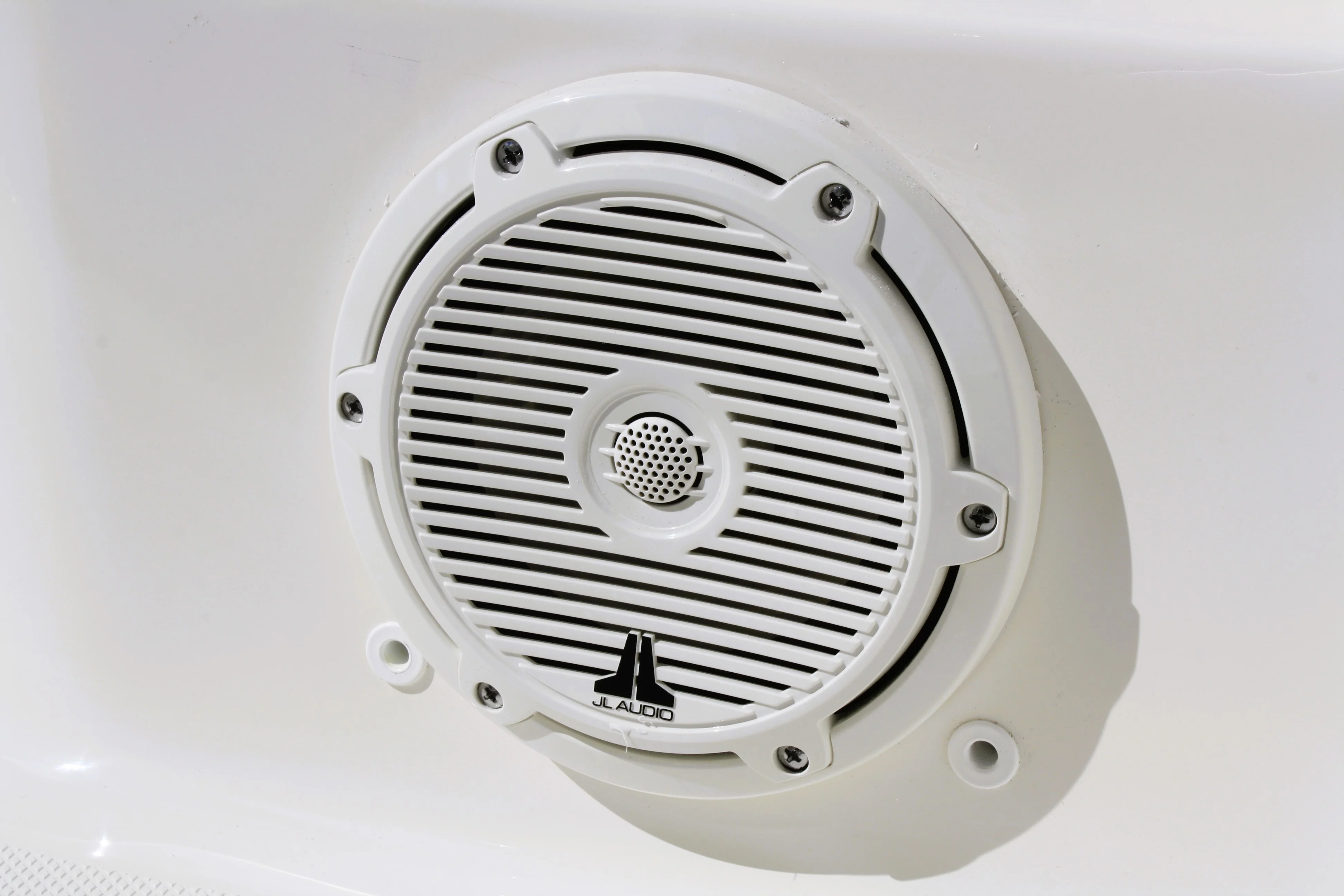 2026 Boston Whaler 210 Montauk Image Thumbnail #21