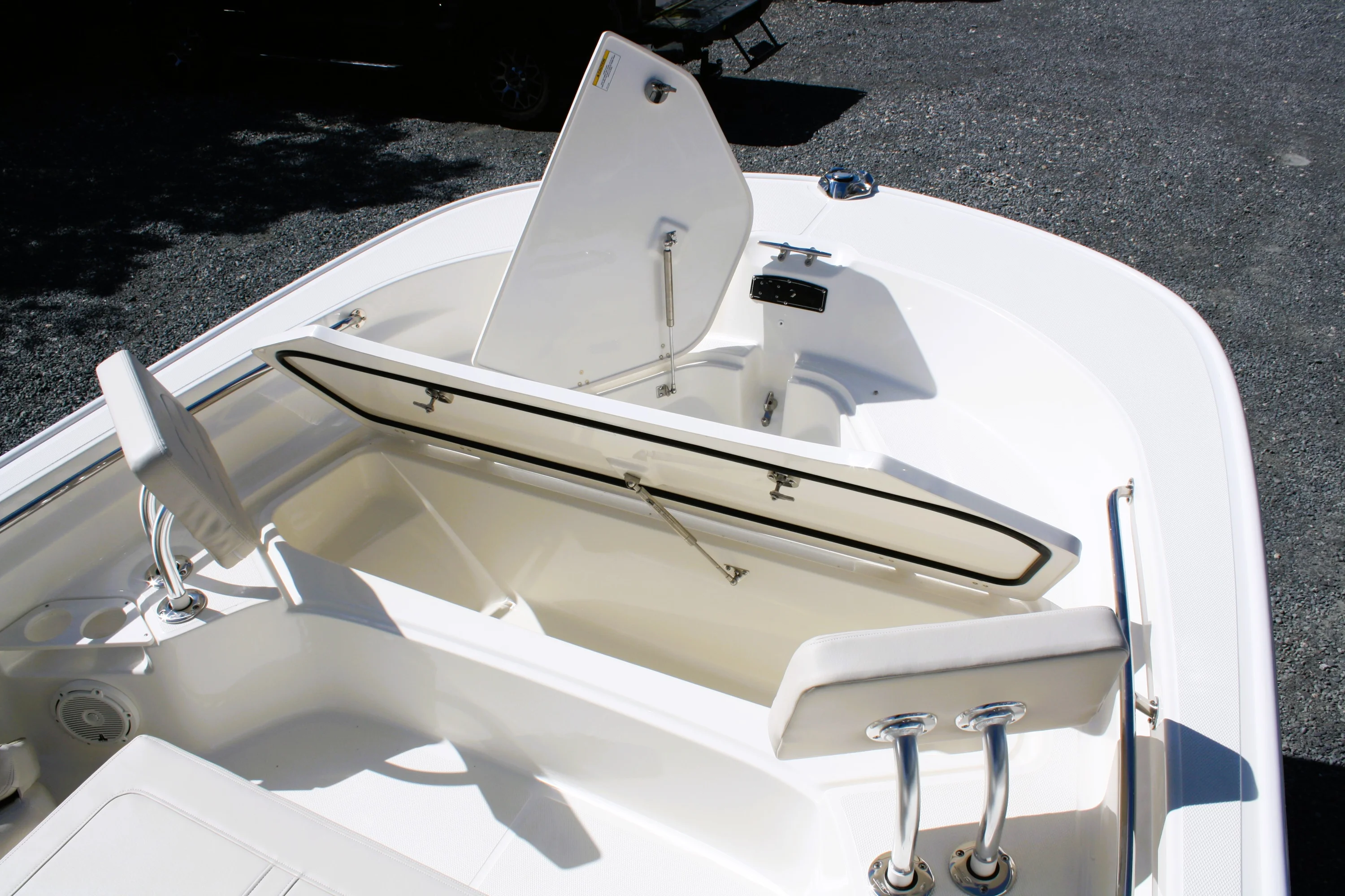 2026 Boston Whaler 210 Montauk Image Thumbnail #30