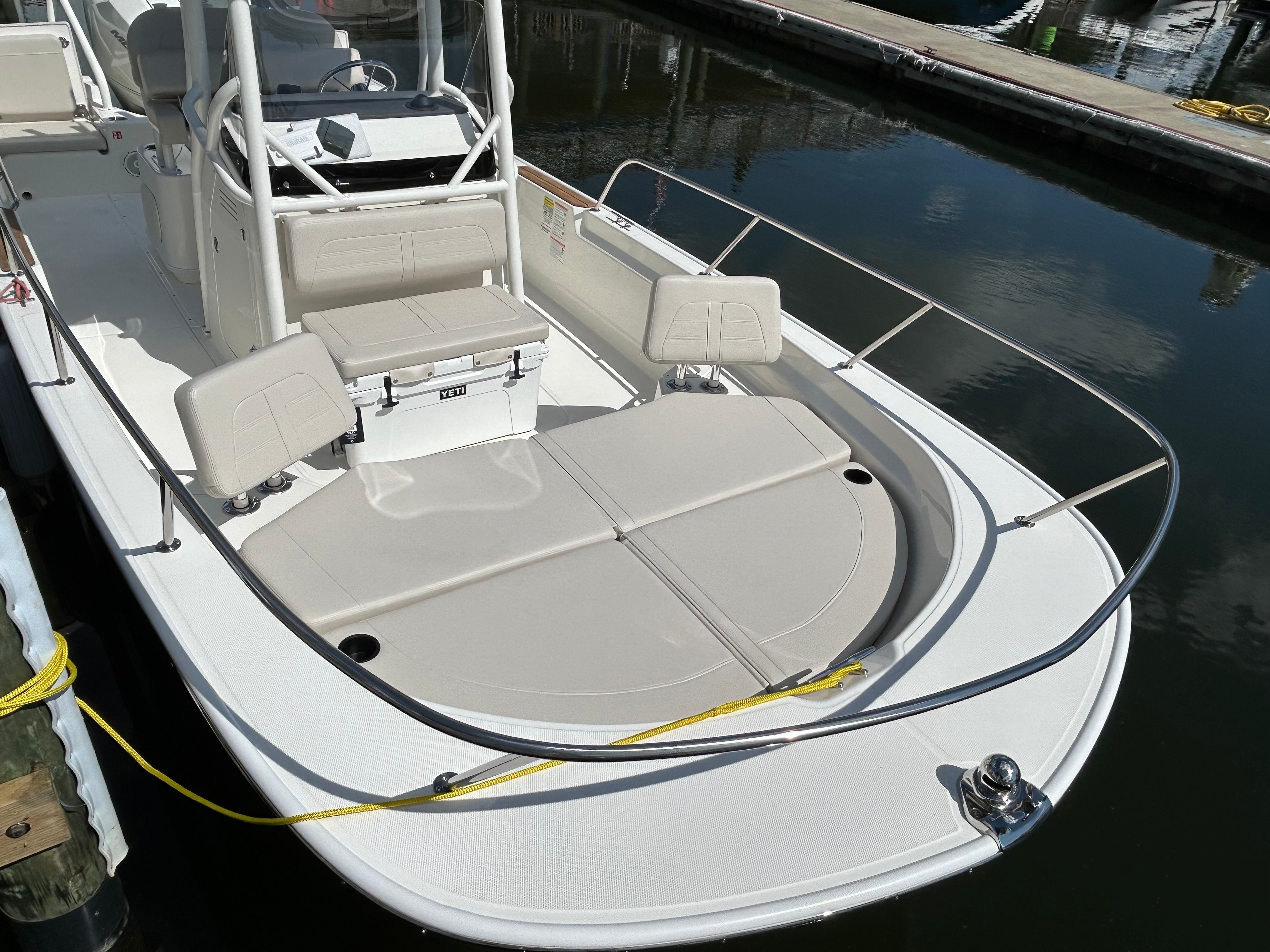 2026 Boston Whaler 210 Montauk Image Thumbnail #18