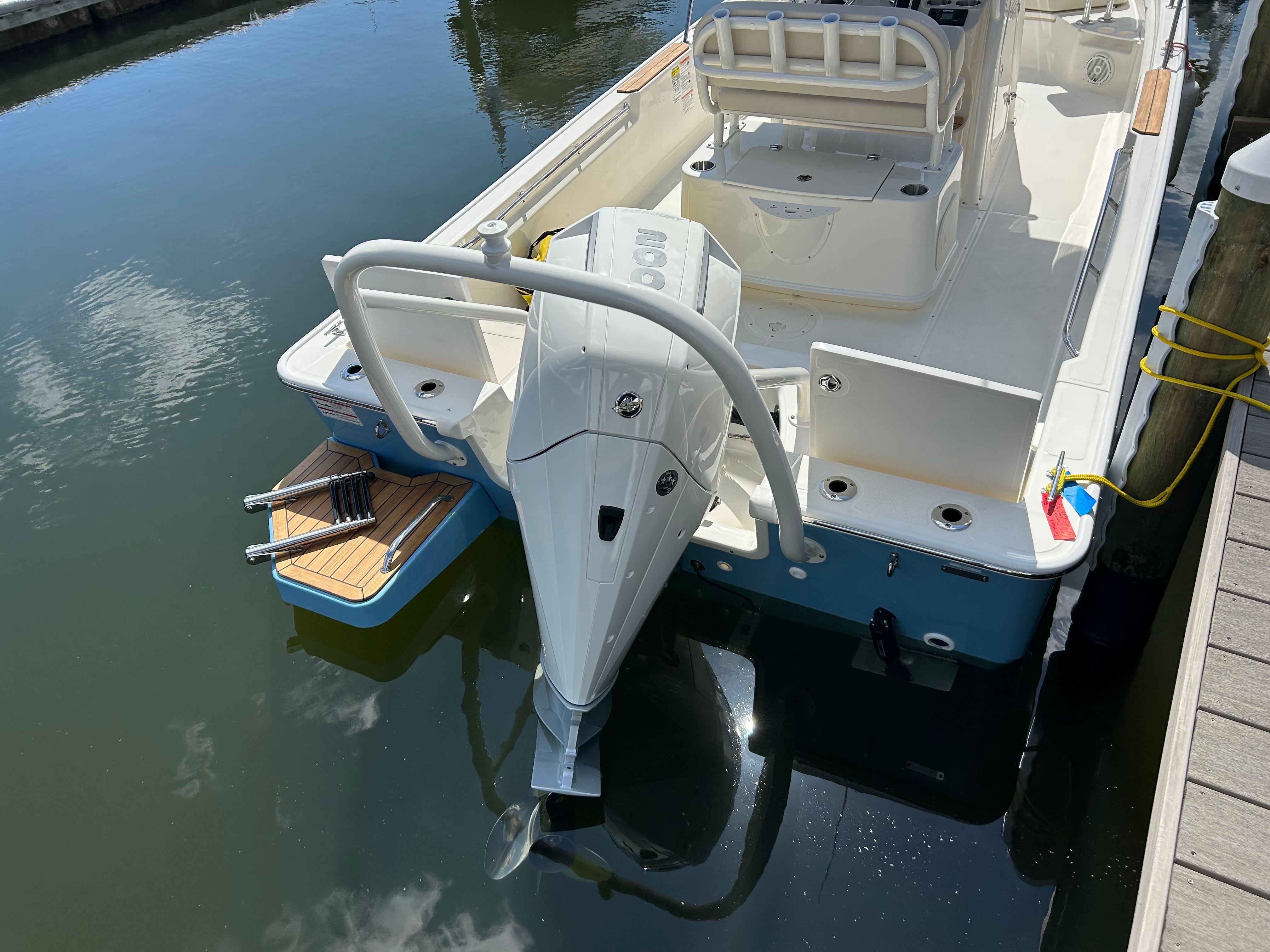 2026 Boston Whaler 210 Montauk Image Thumbnail #3