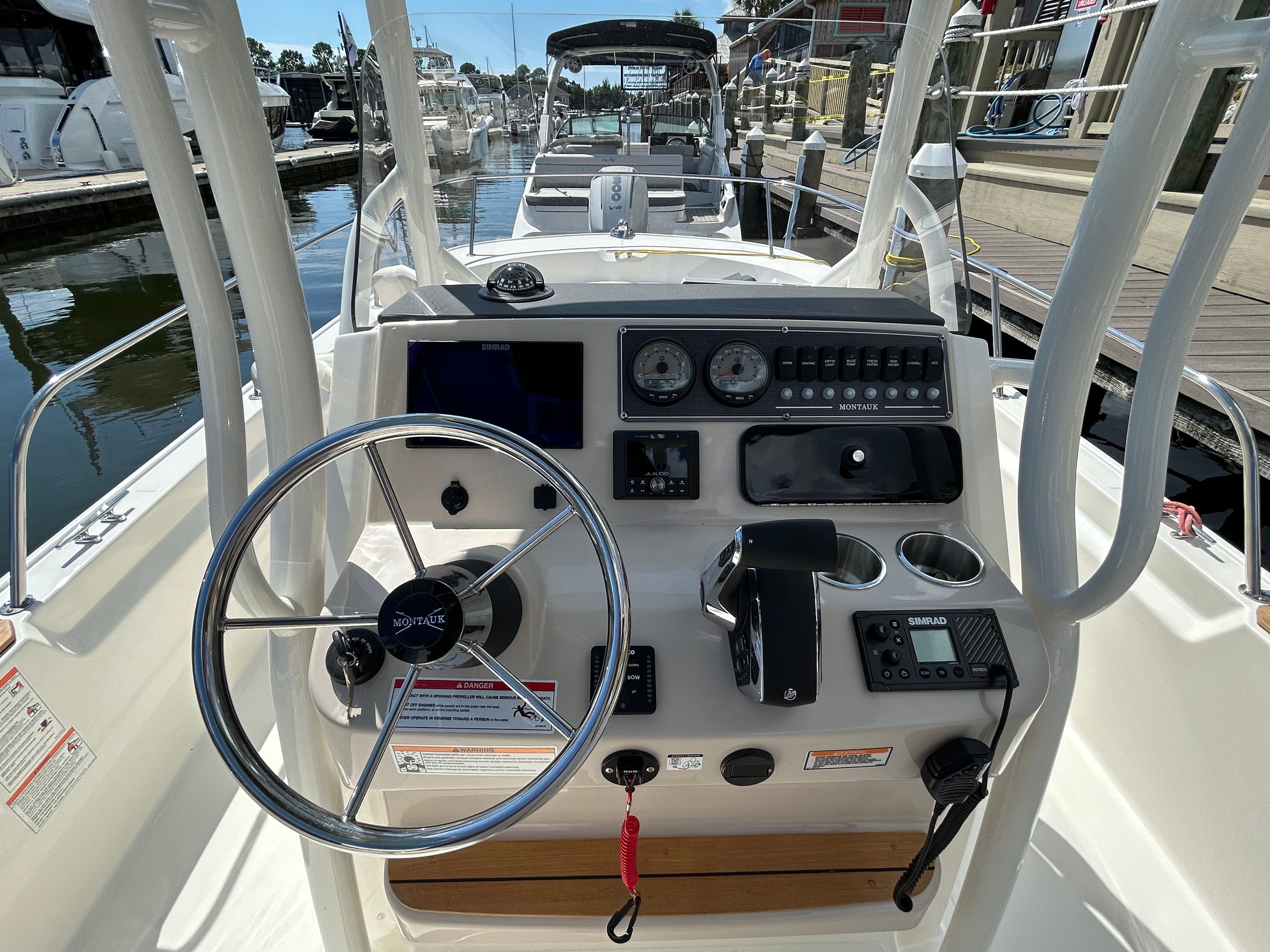 2026 Boston Whaler 210 Montauk Image Thumbnail #15