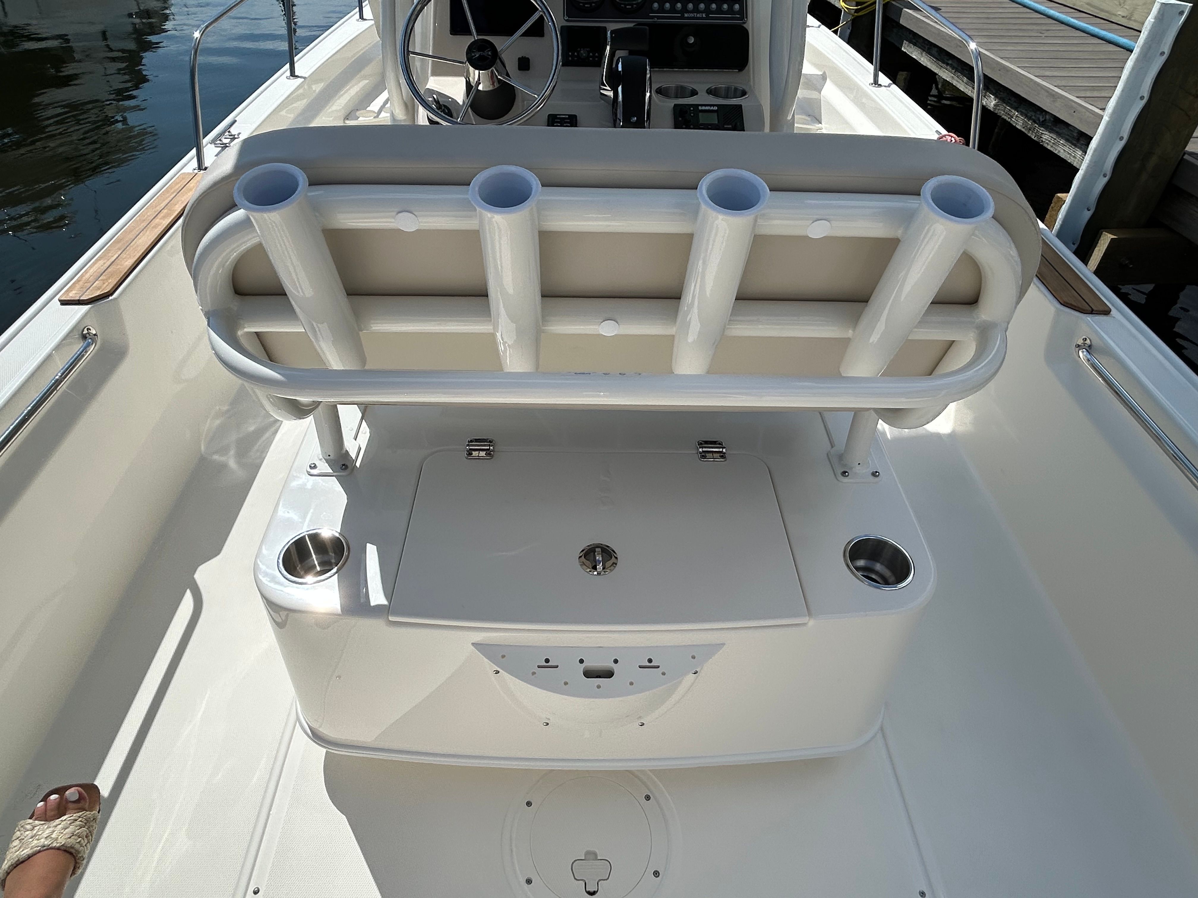 2026 Boston Whaler 210 Montauk Image Thumbnail #8