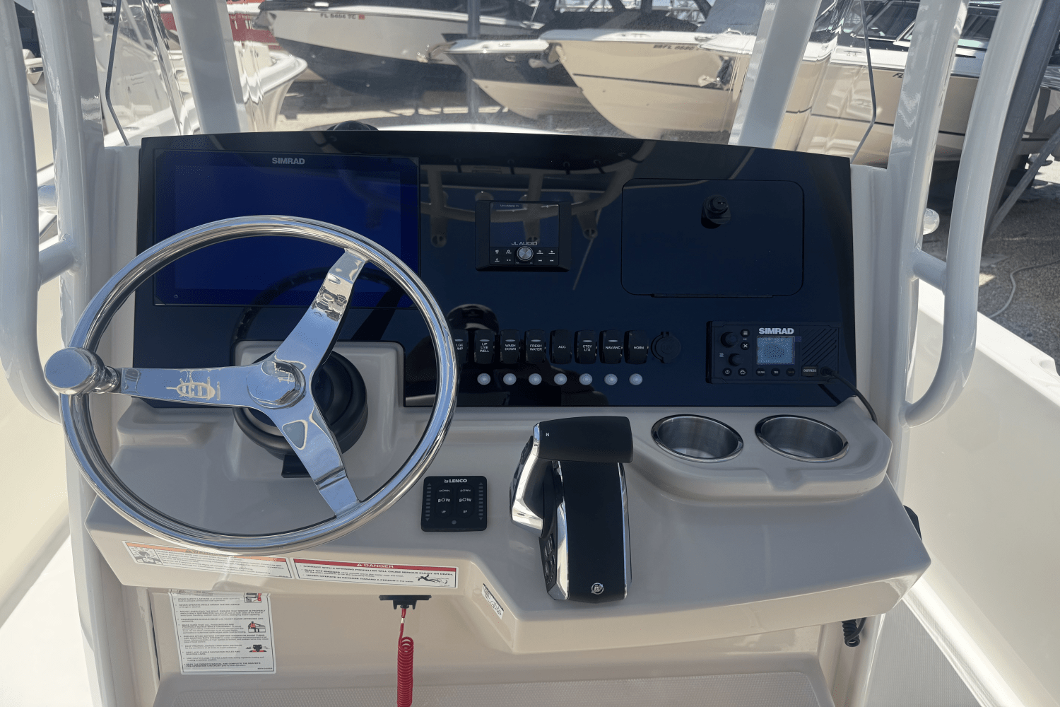 2026 Boston Whaler 220 Dauntless Image Thumbnail #3