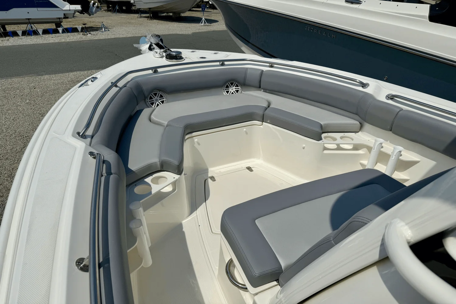 2025 Boston Whaler 230 Outrage Image Thumbnail #10