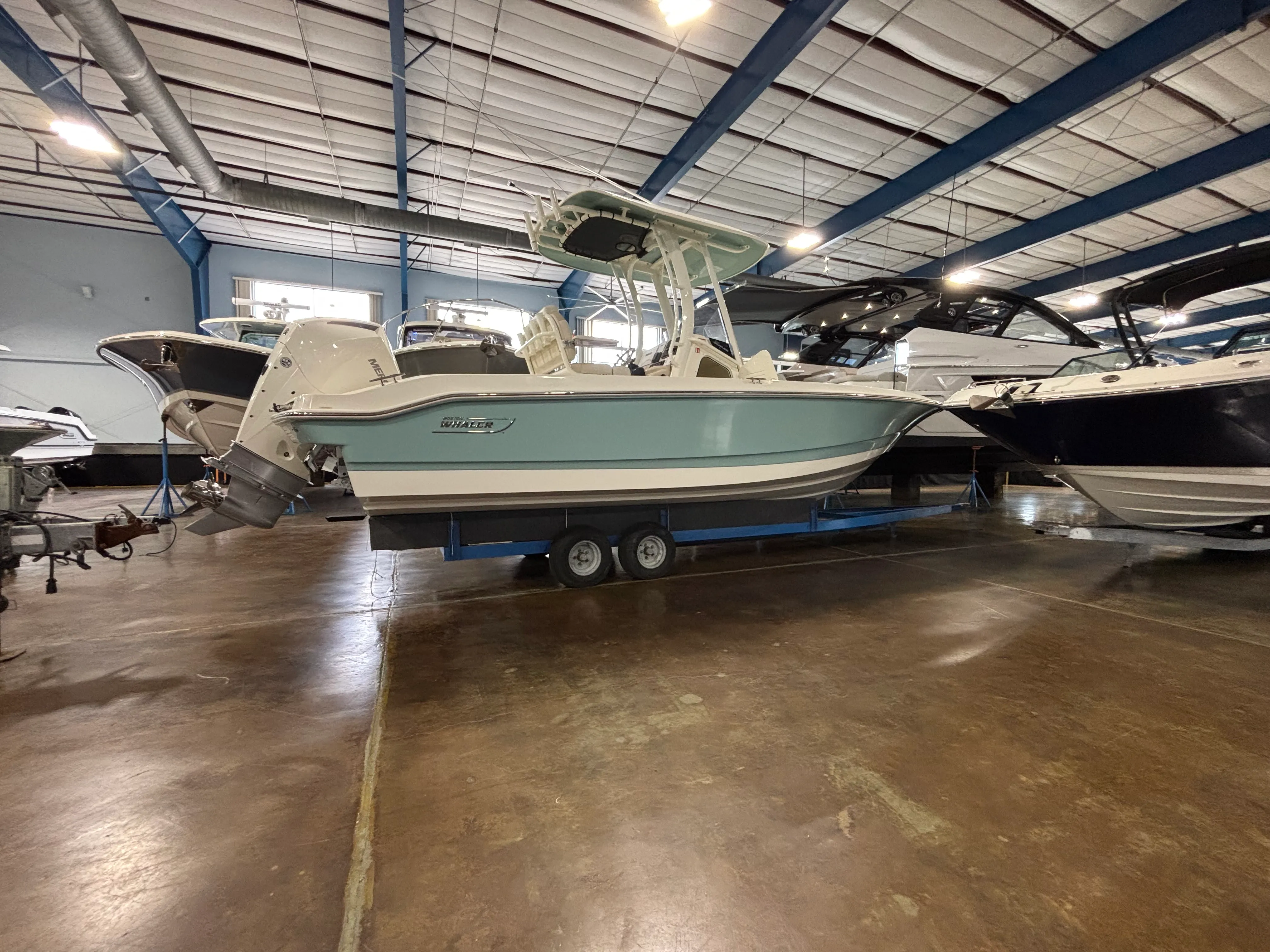 2026 Boston Whaler 220 Dauntless Image Thumbnail #21