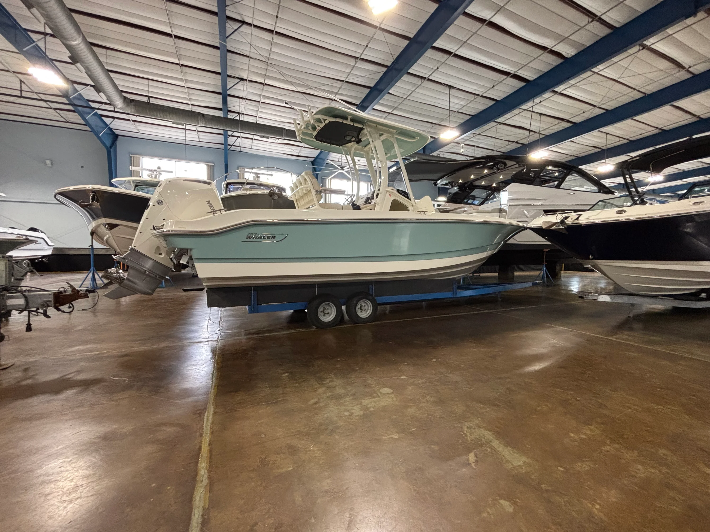 2026 Boston Whaler 220 Dauntless Image Thumbnail #21