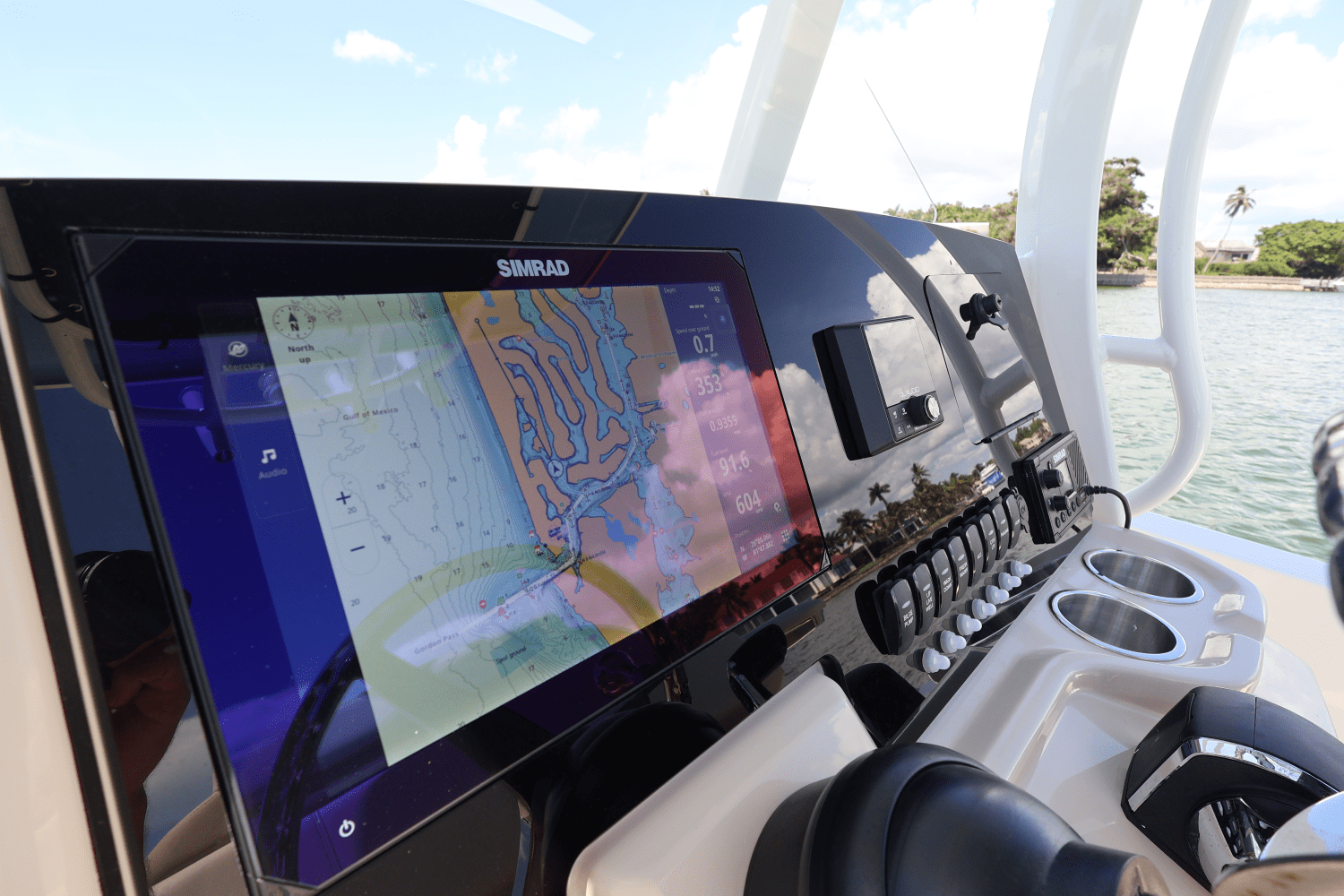 2026 Boston Whaler 220 Dauntless Image Thumbnail #39