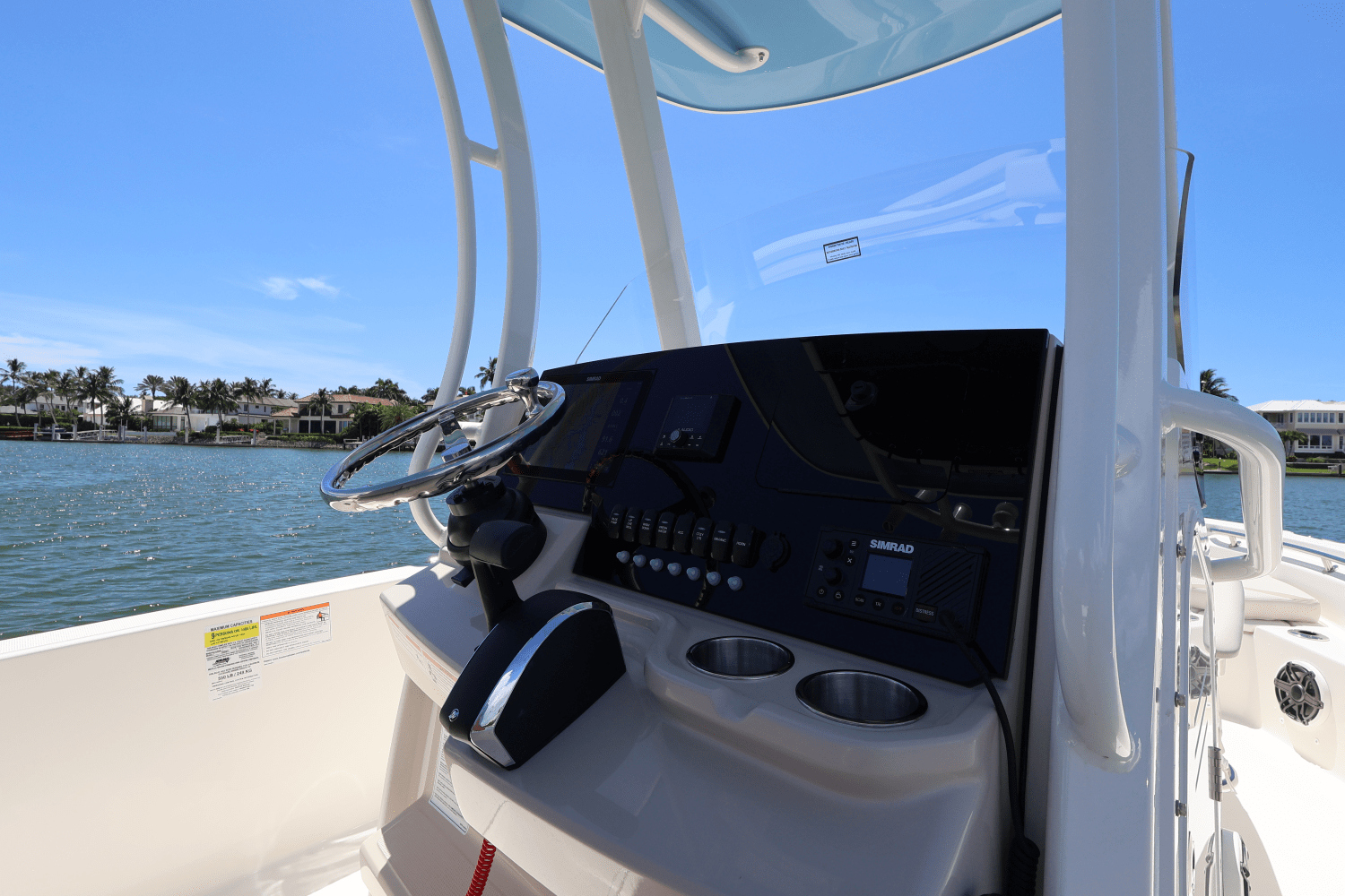 2026 Boston Whaler 220 Dauntless Image Thumbnail #36