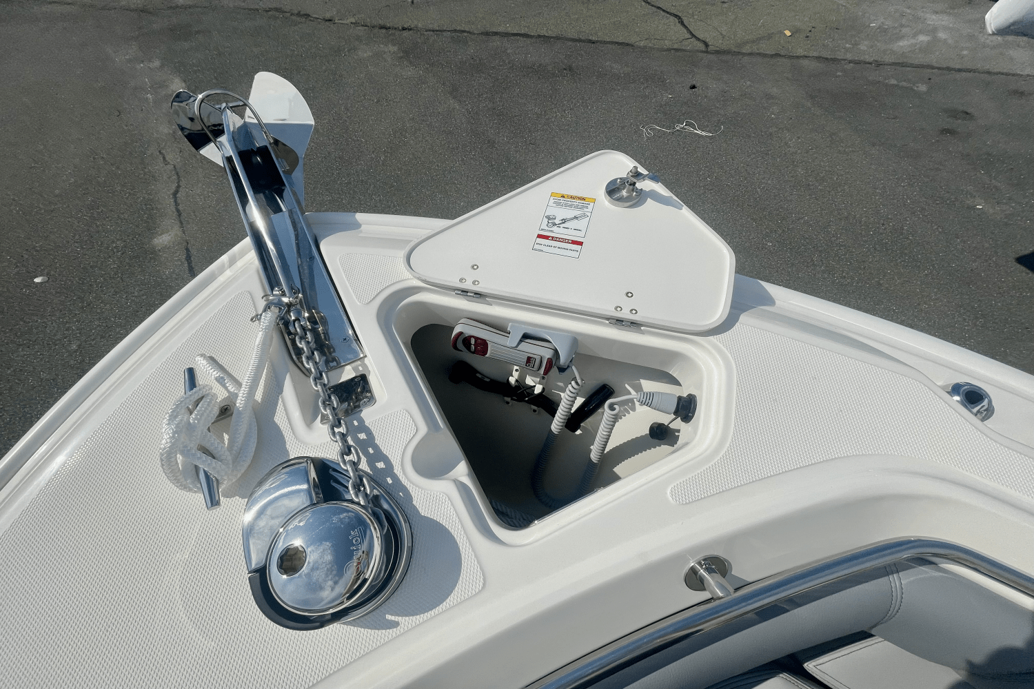 2025 Boston Whaler 230 Outrage Image Thumbnail #18