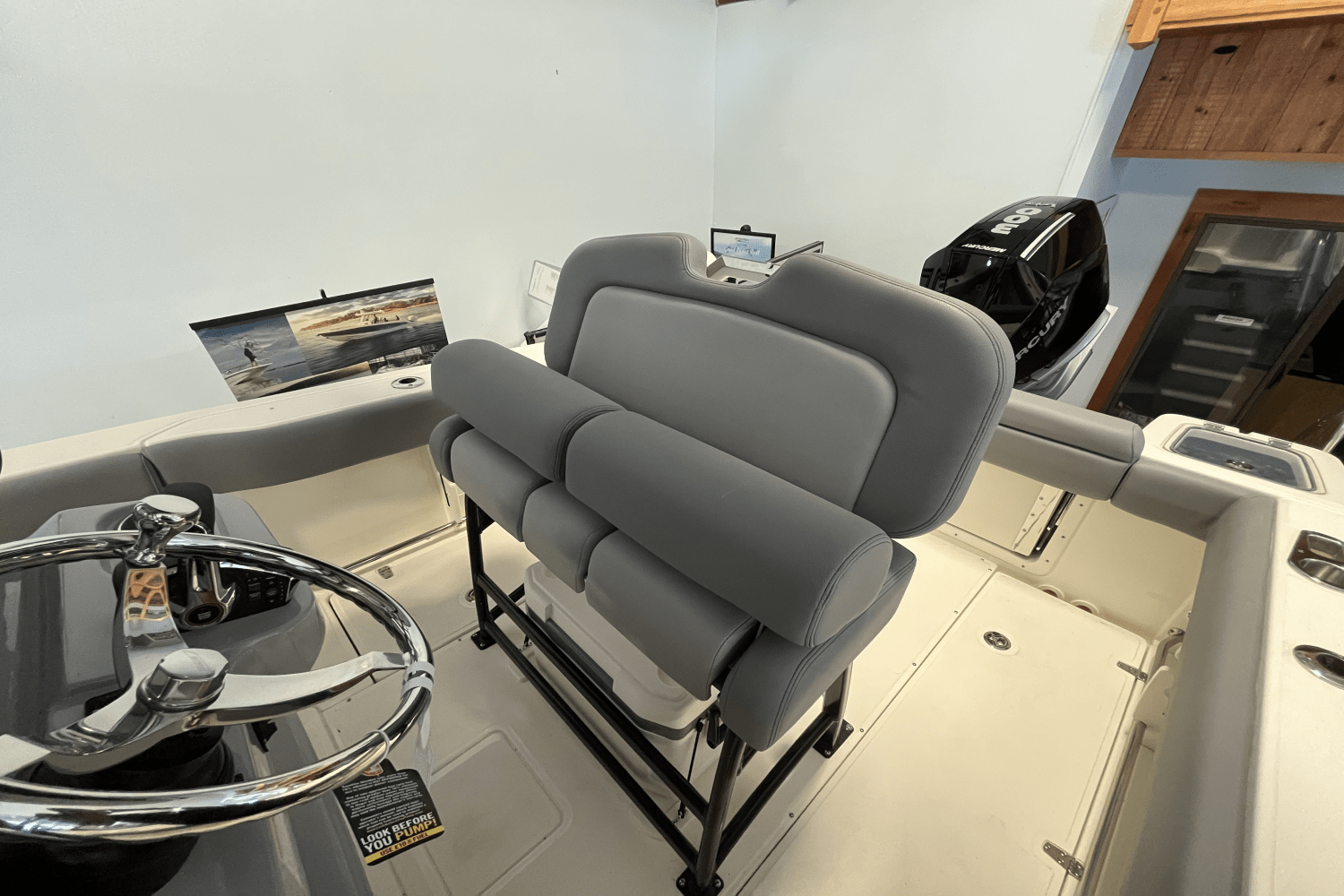 2025 Boston Whaler 230 Outrage Image Thumbnail #6
