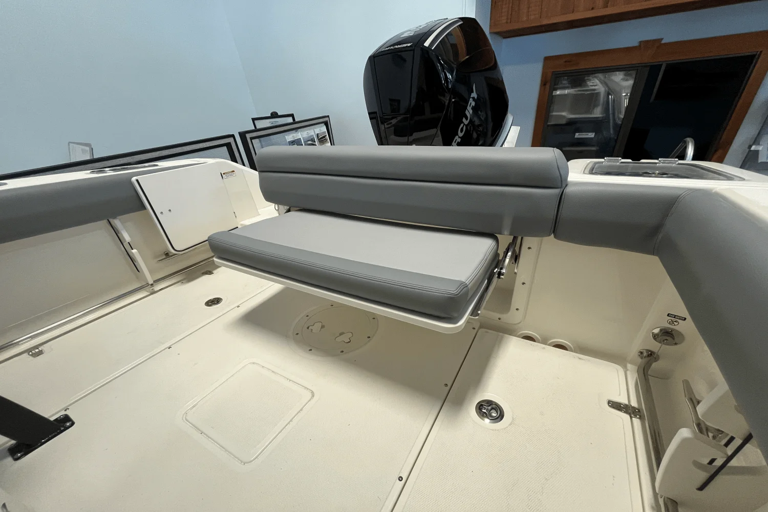 2025 Boston Whaler 230 Outrage Image Thumbnail #3