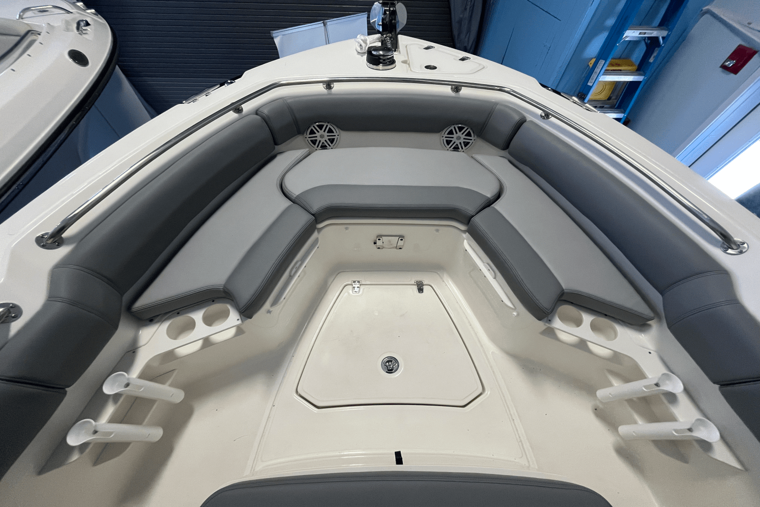 2025 Boston Whaler 230 Outrage Image Thumbnail #13